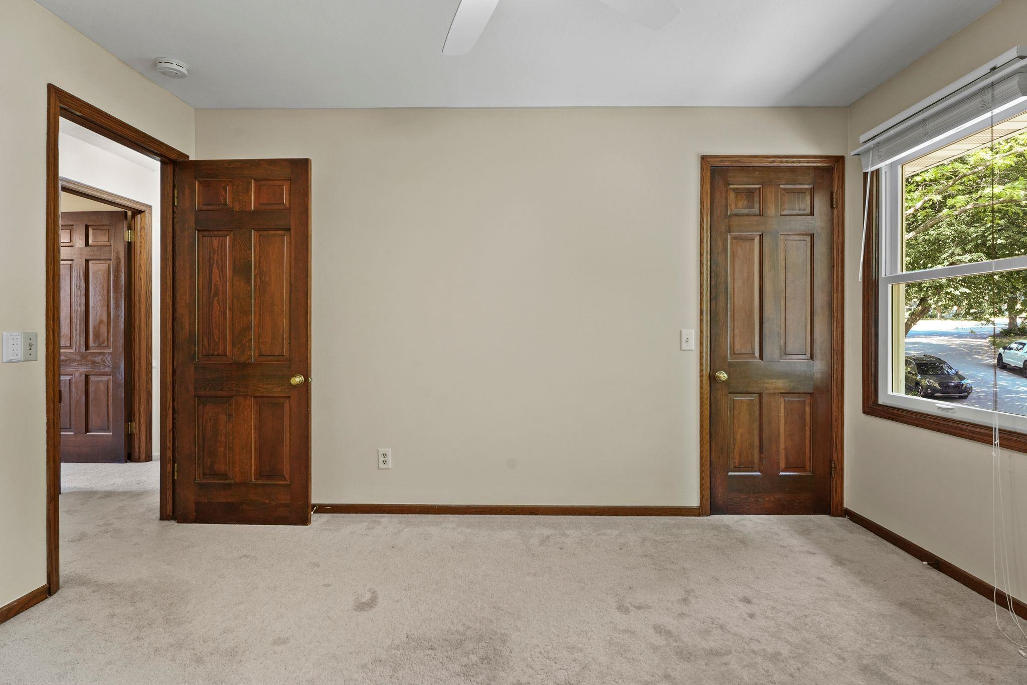 10 STONECREST Circle