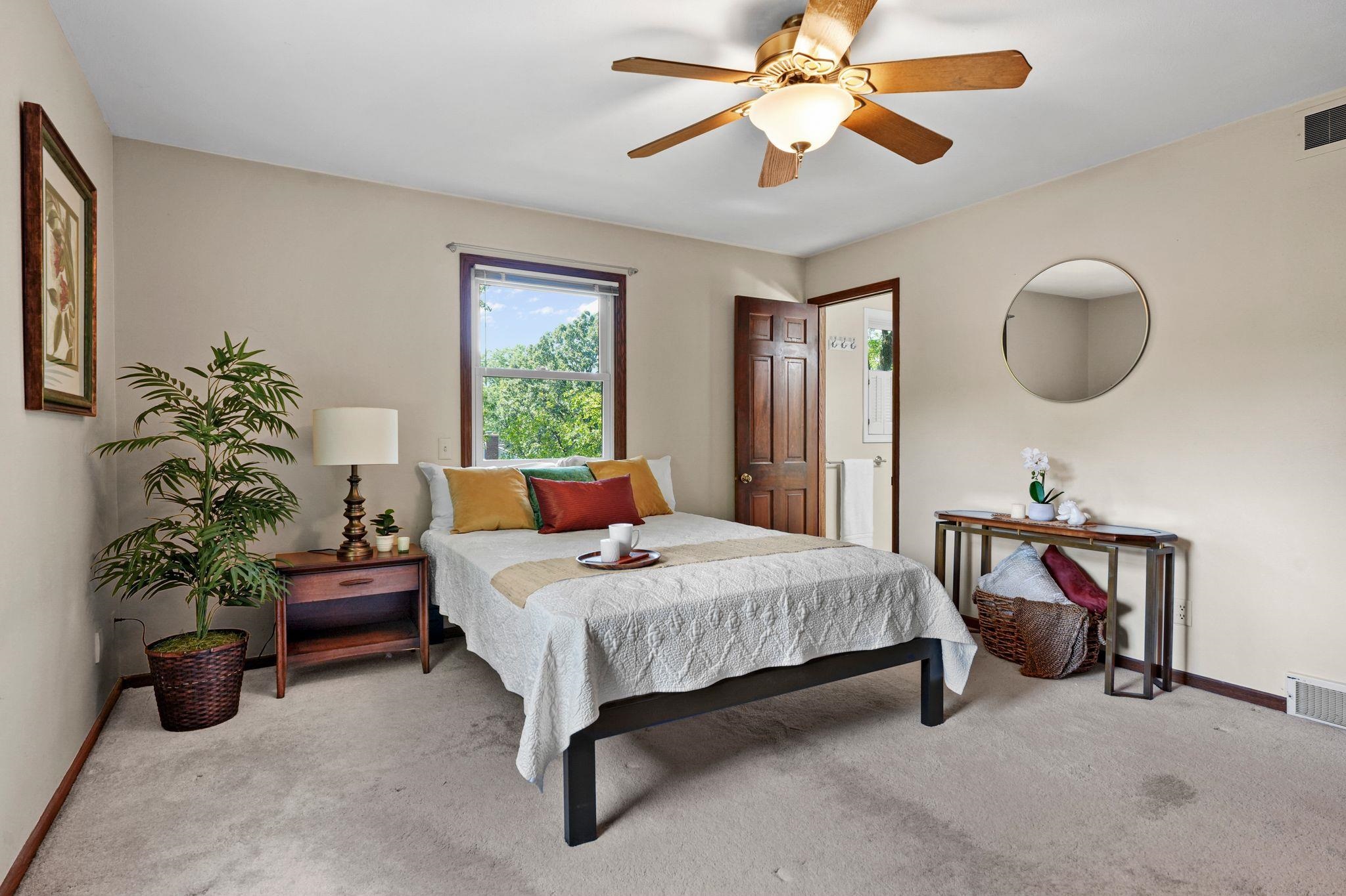 10 STONECREST Circle