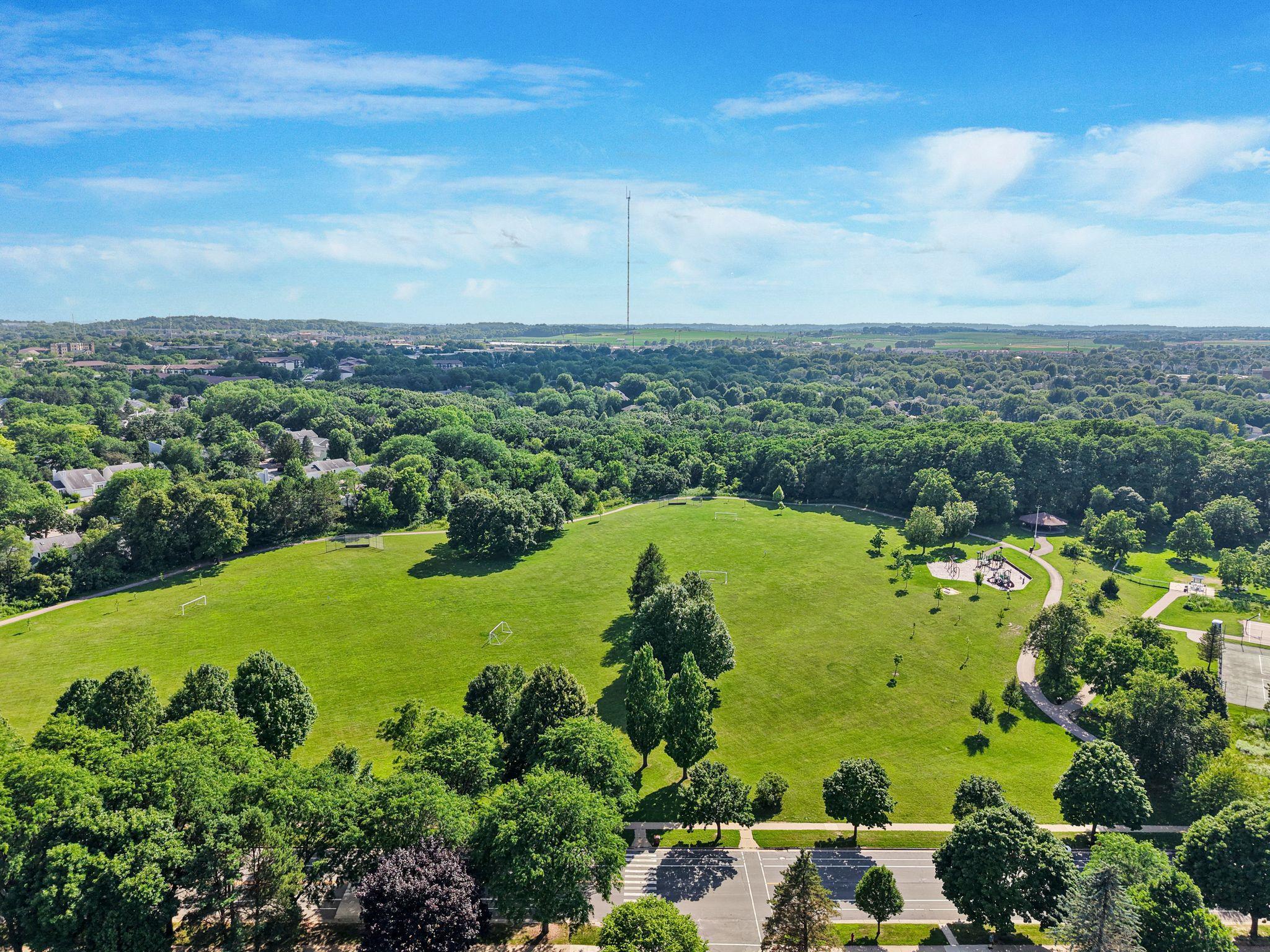 10 STONECREST Circle