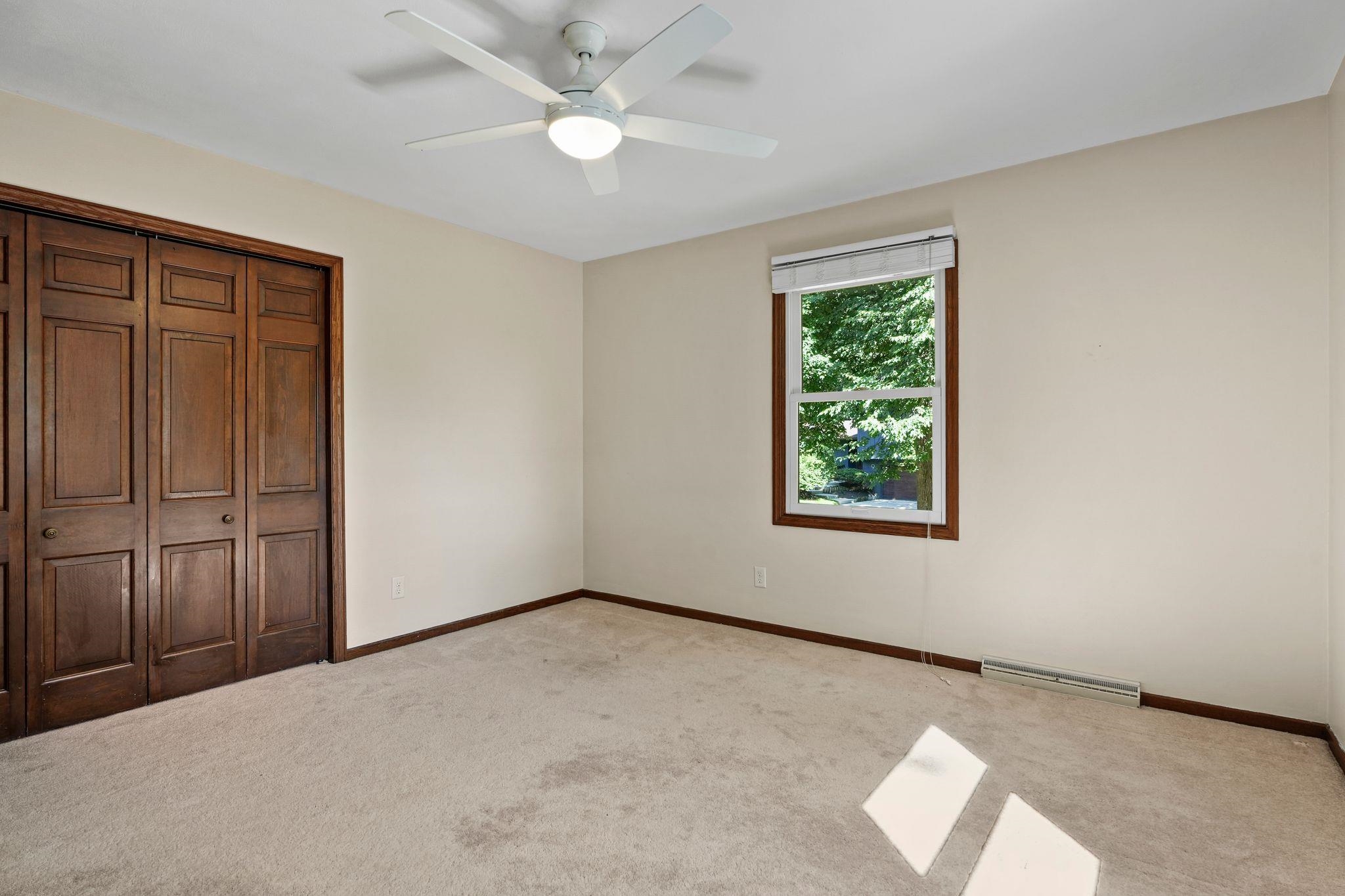 10 STONECREST Circle