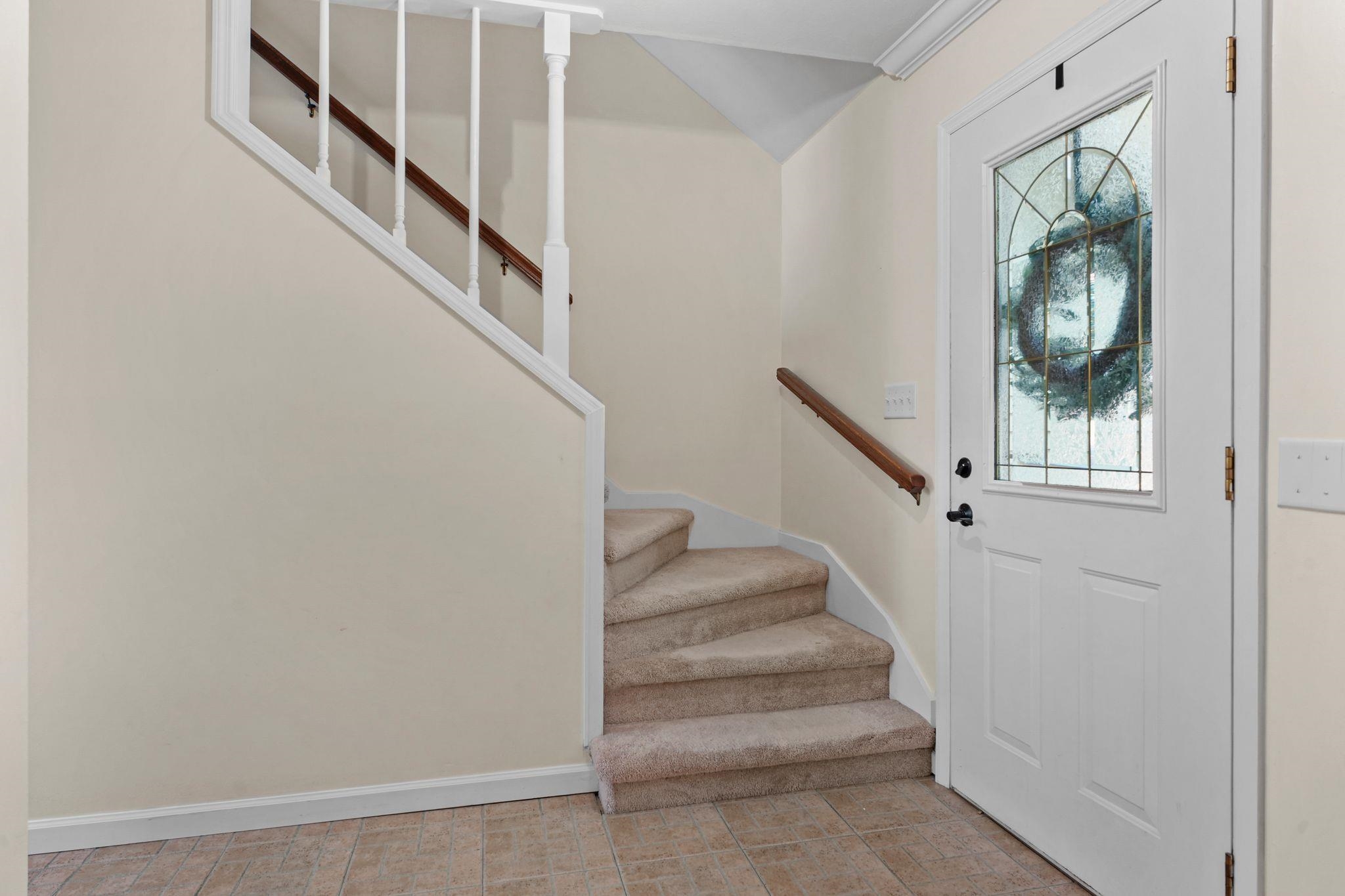 10 STONECREST Circle