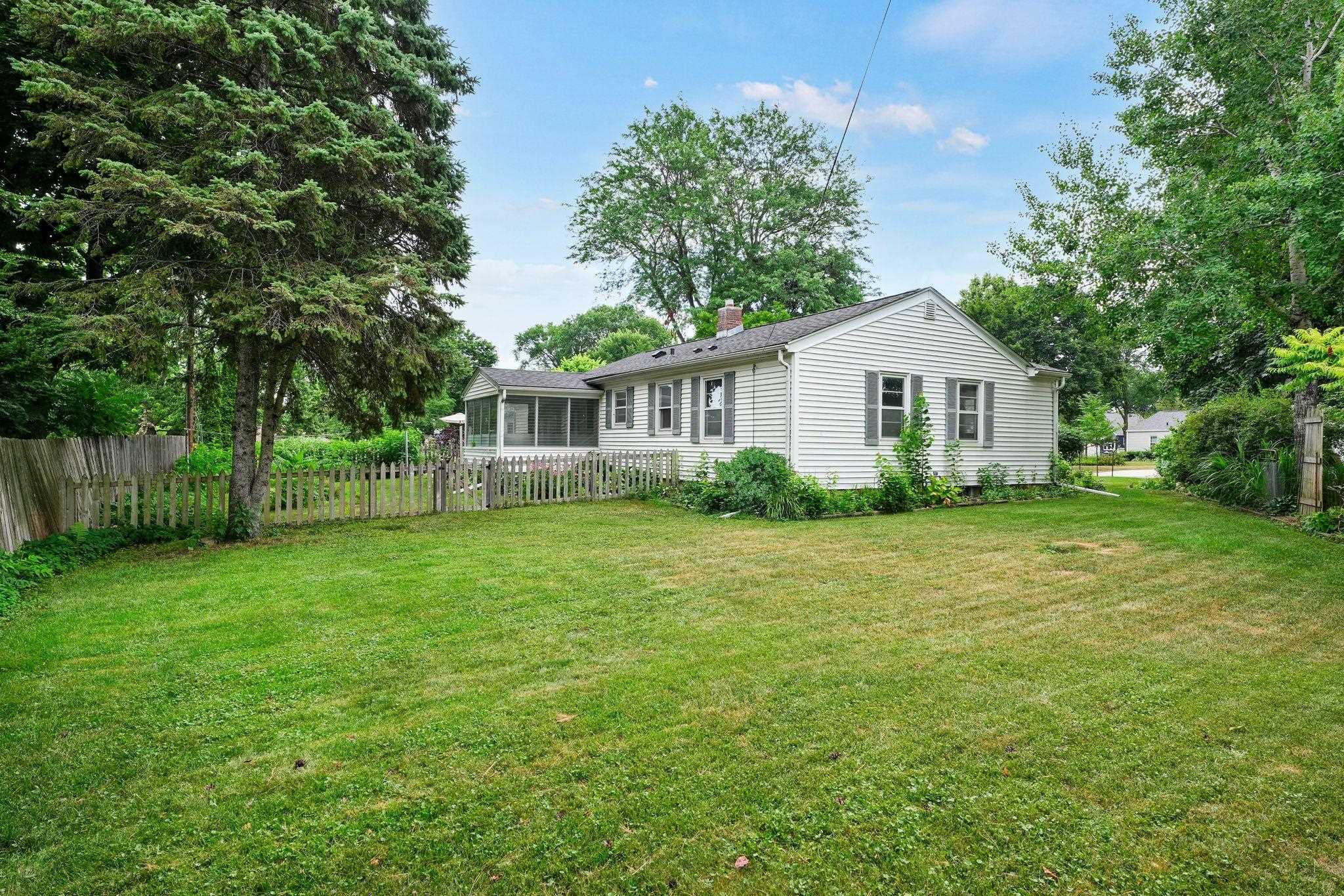 9 Fremont Circle