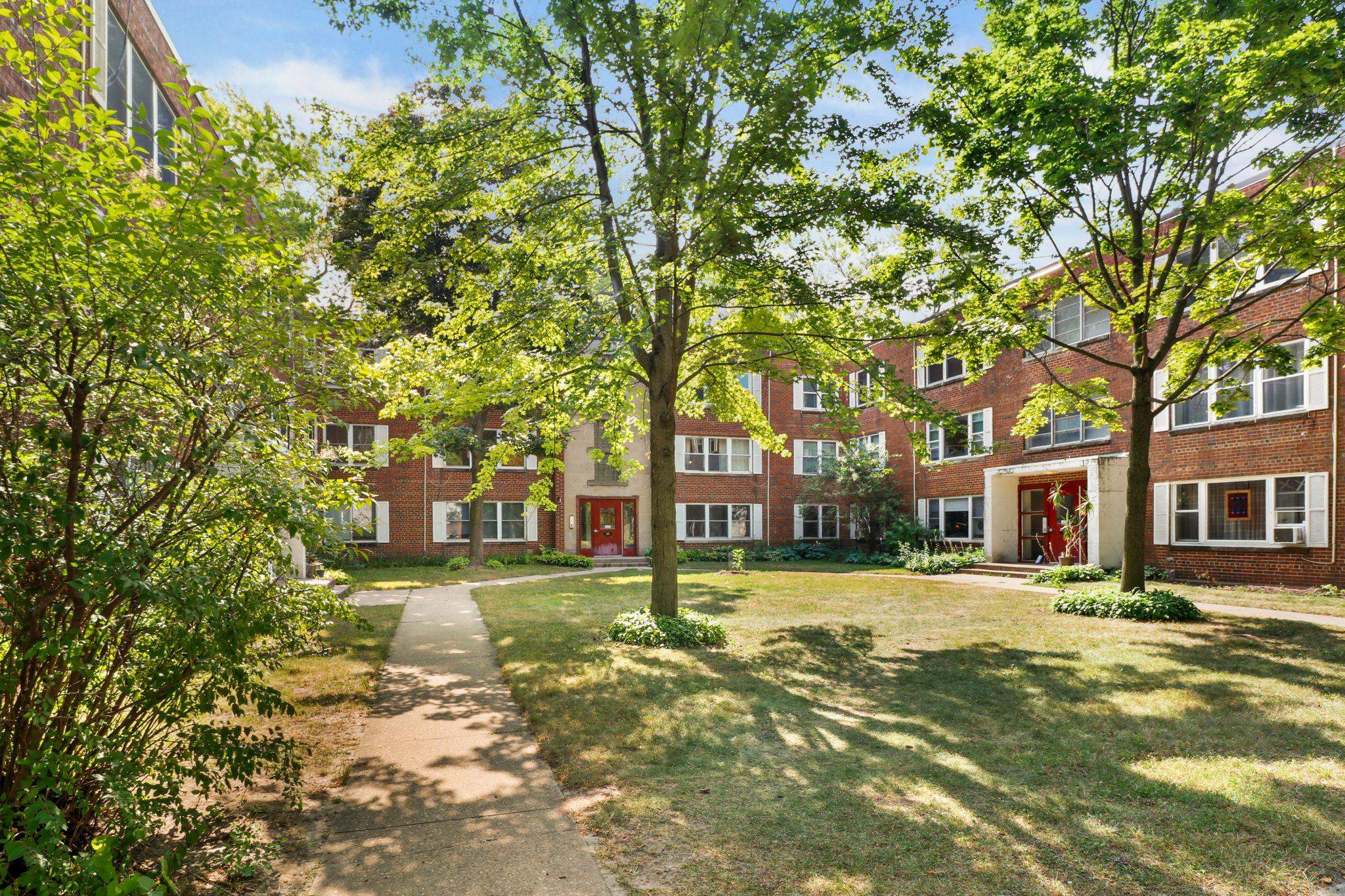 35 Sherman Terrace 2