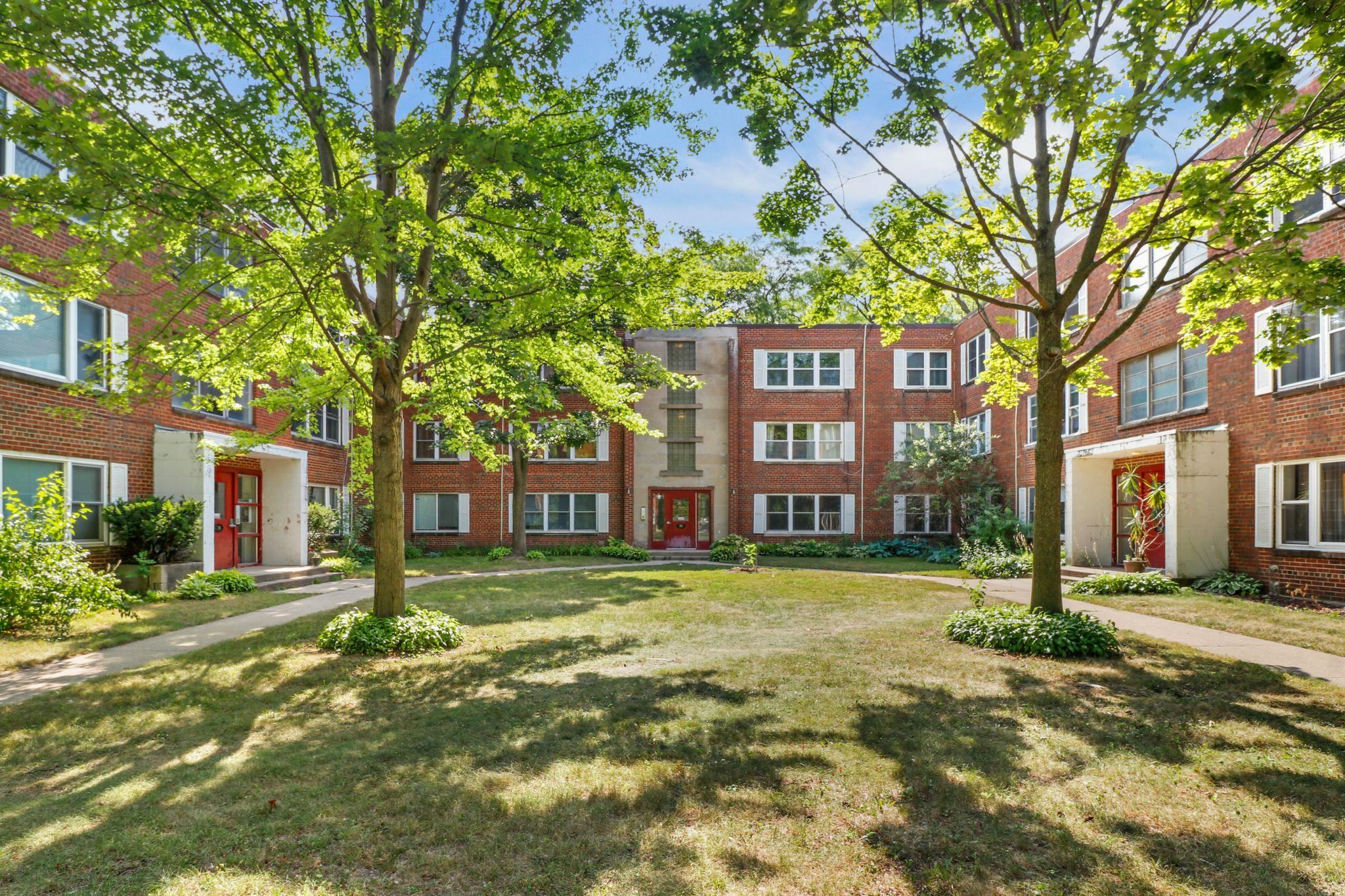 35 Sherman Terrace 2