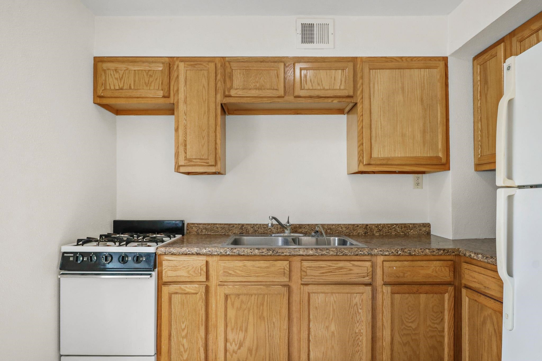 35 Sherman Terrace 2