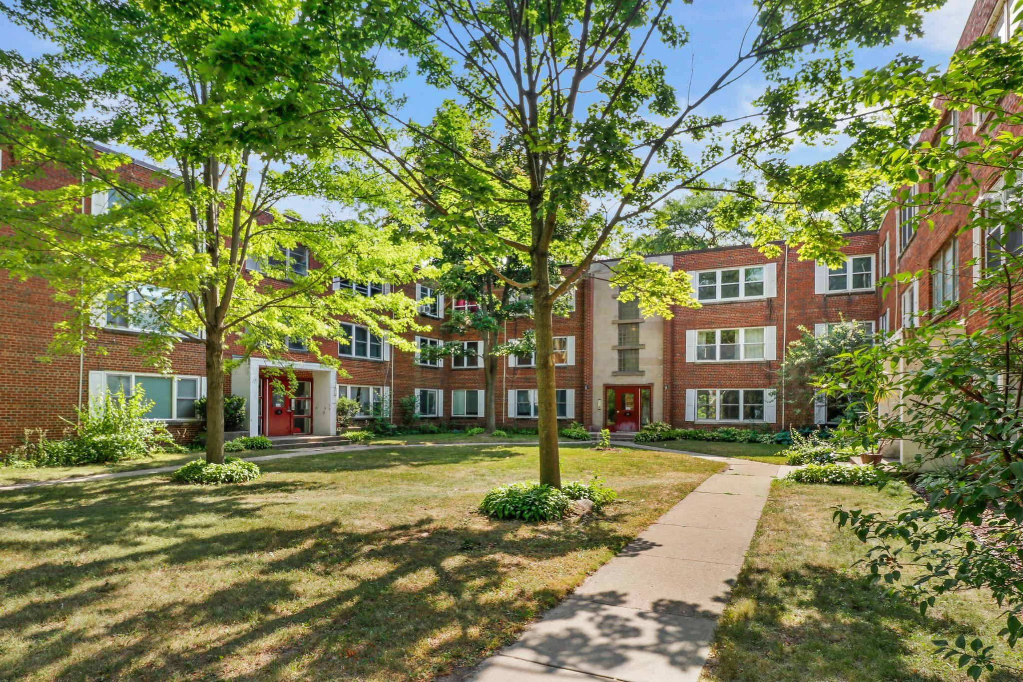 35 Sherman Terrace 2