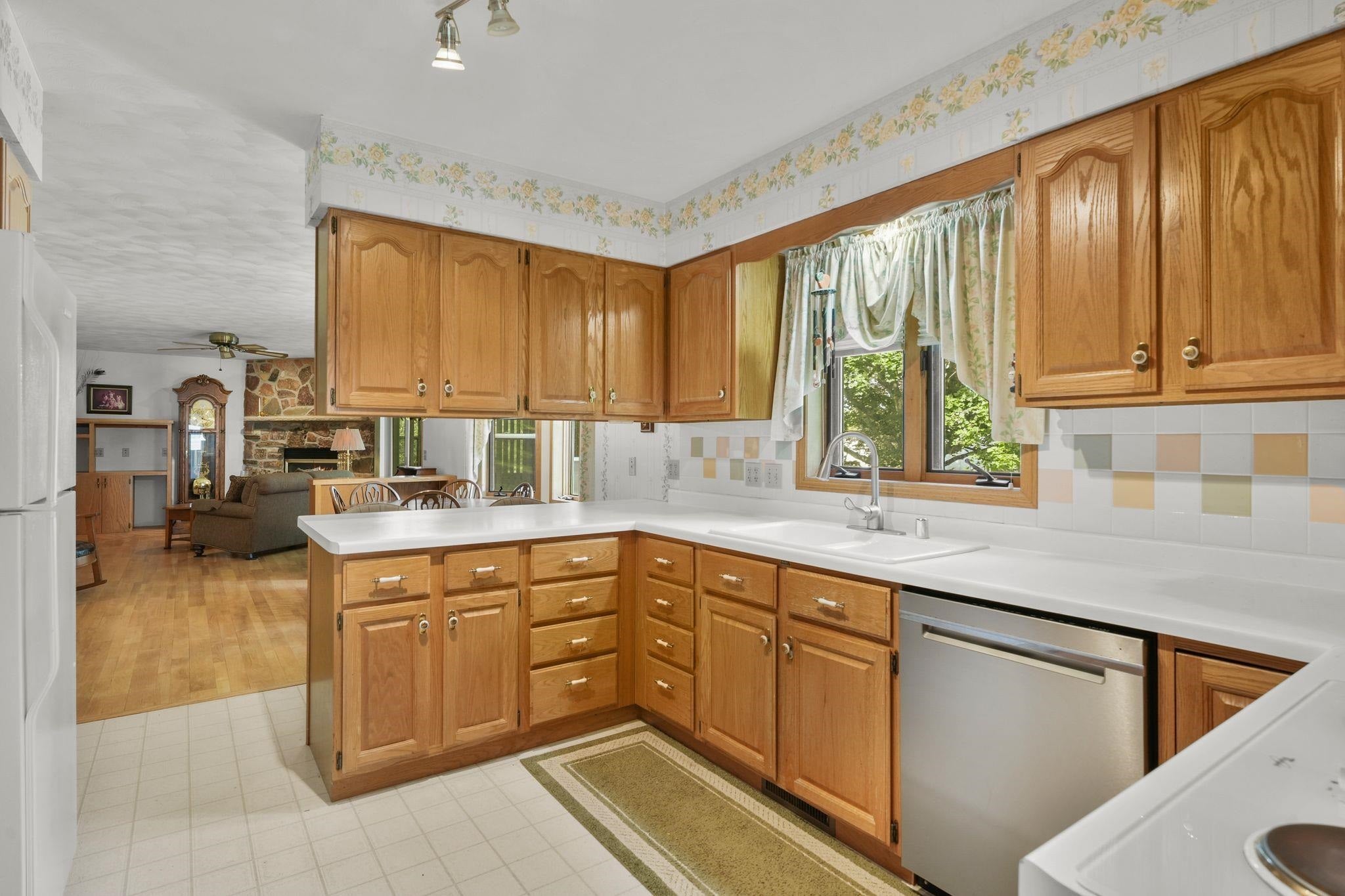 140 Vilas Hibbard Parkway