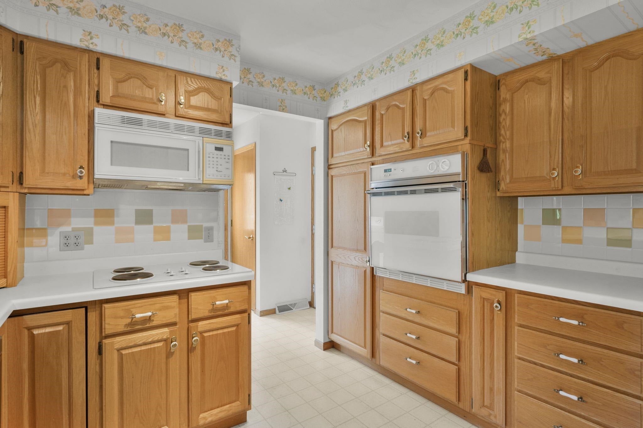140 Vilas Hibbard Parkway