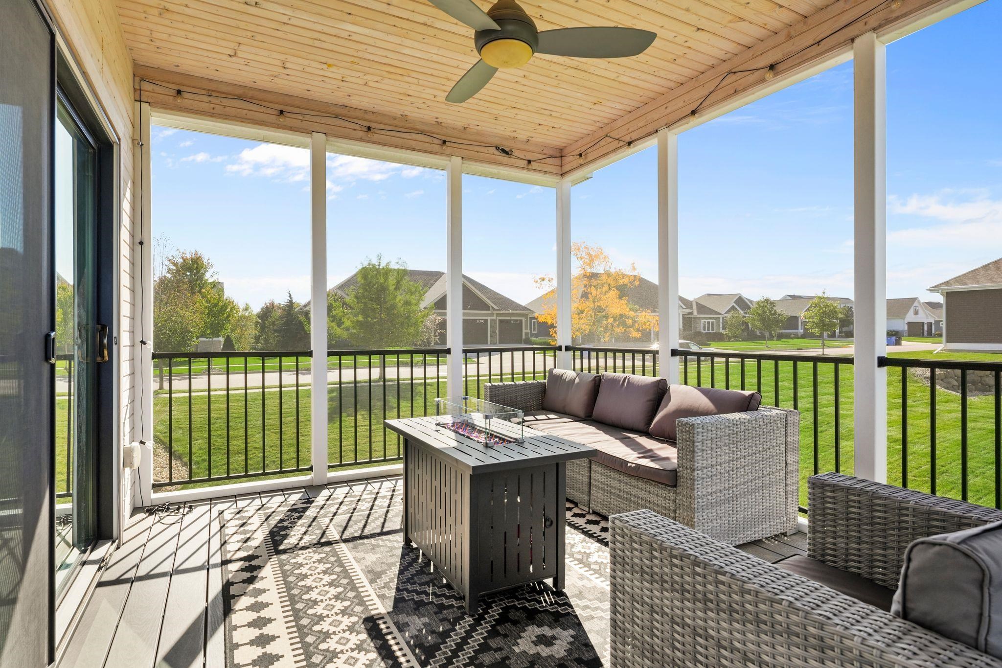 801 Ronald Overlook
