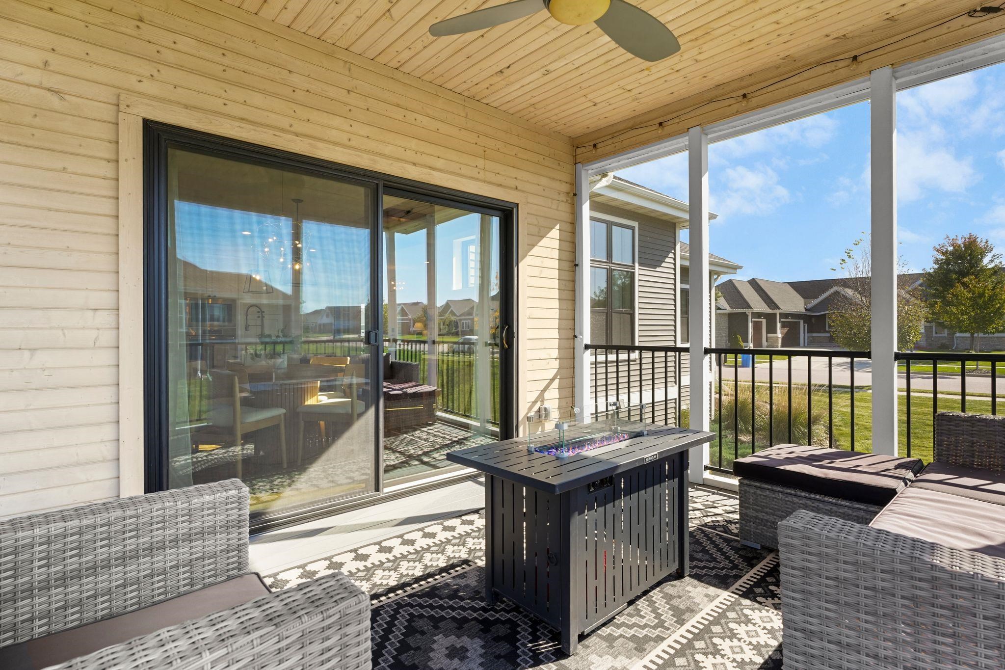 801 Ronald Overlook