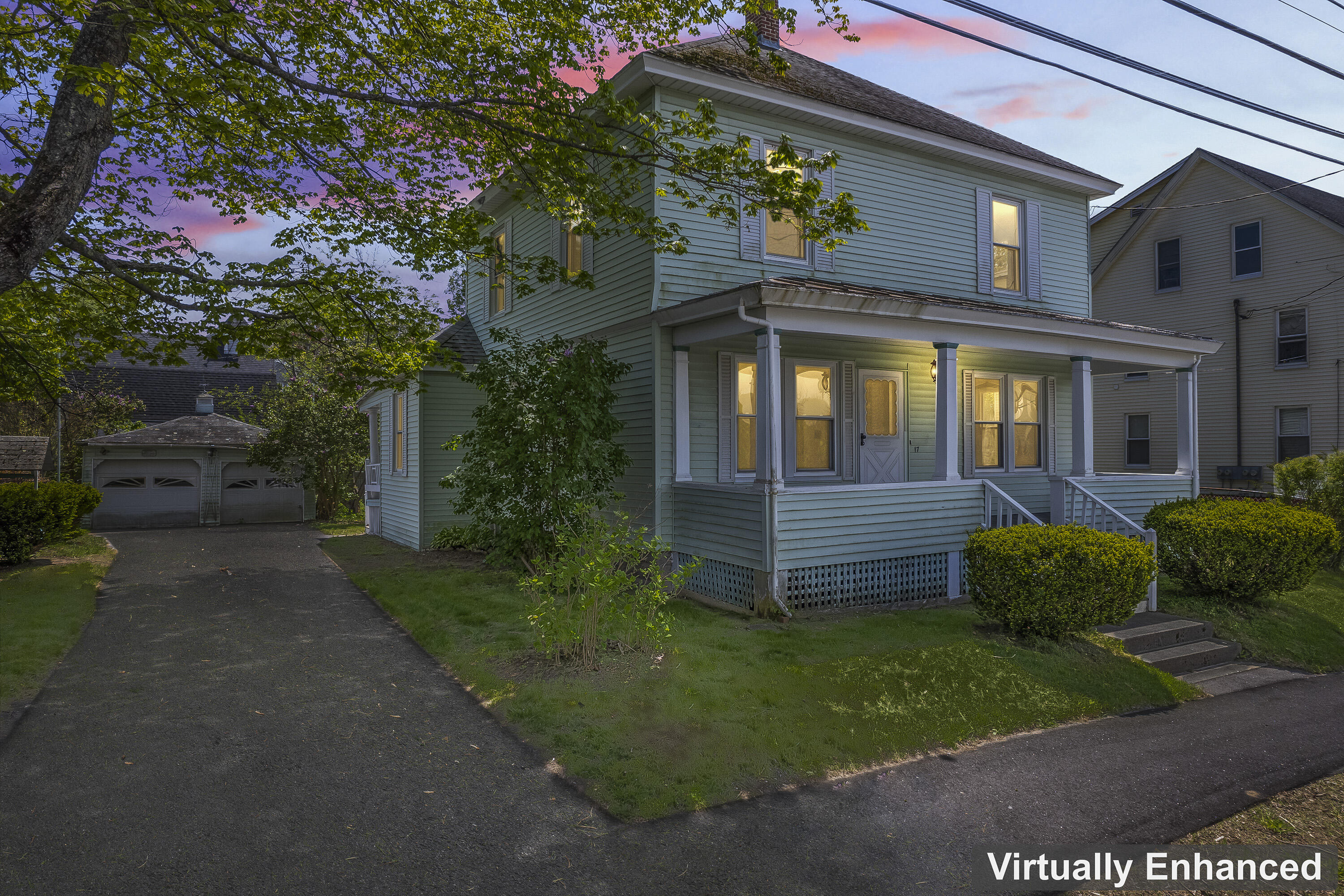 17 Oak Street