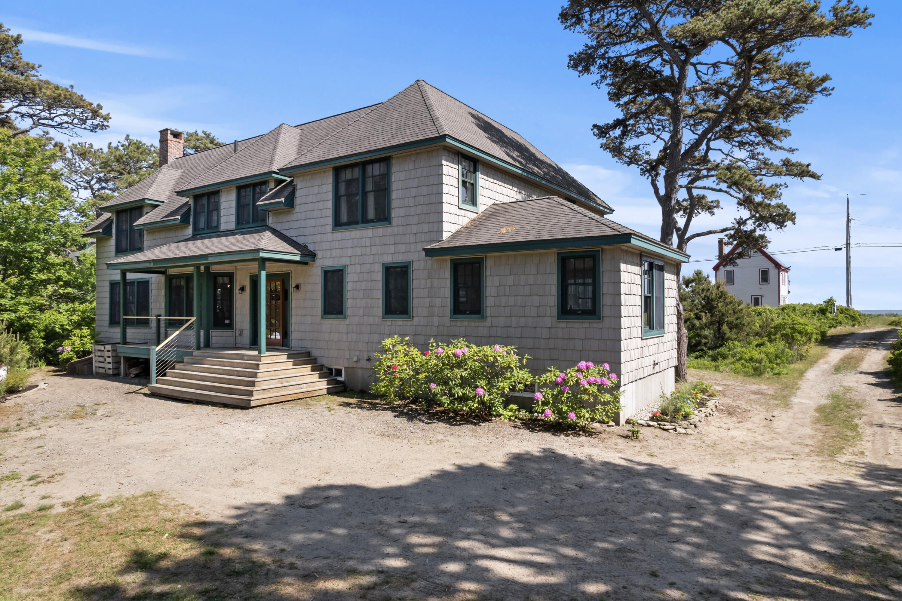 62 Hunnewell Avenue
