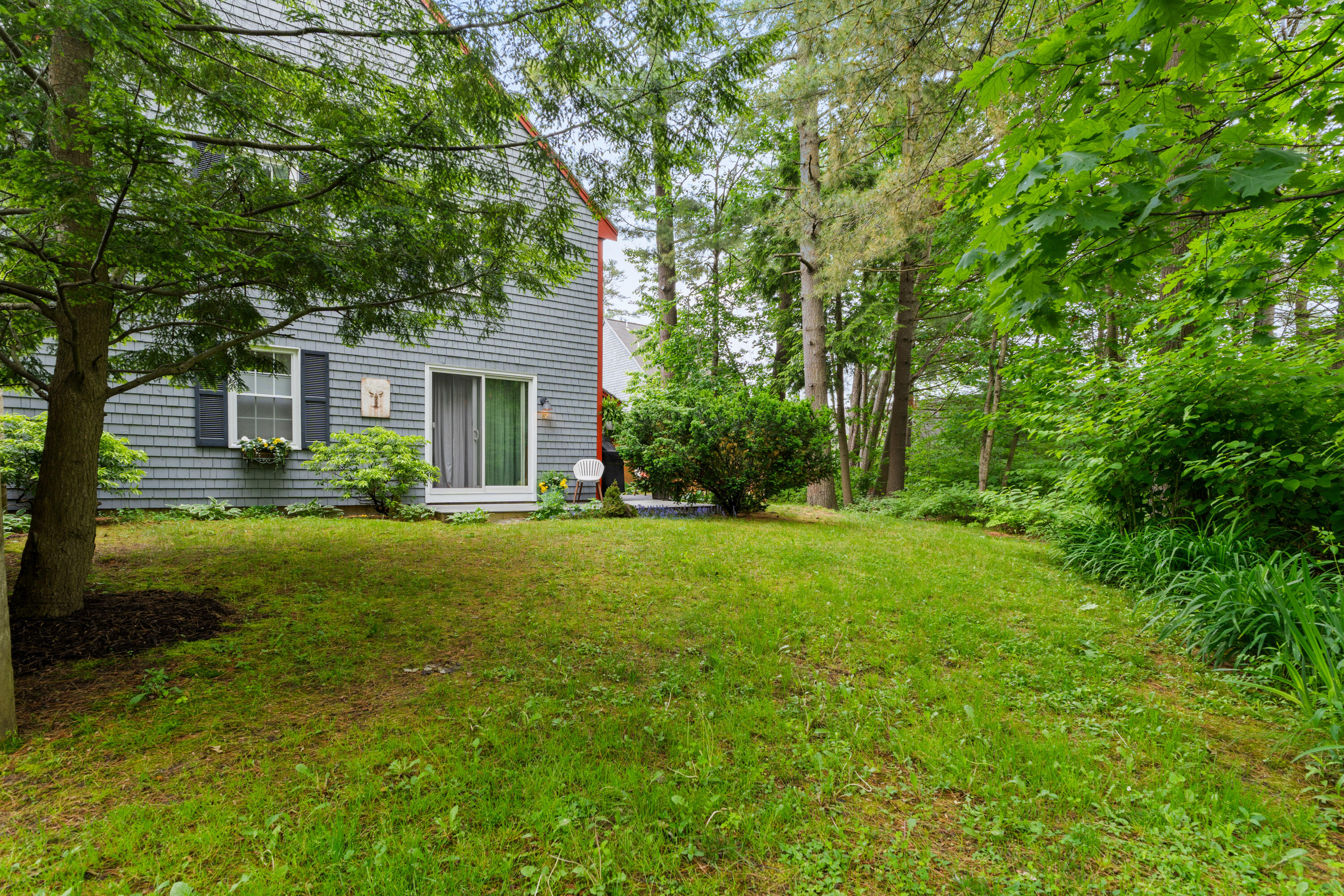 82 Munroe Lane, 82