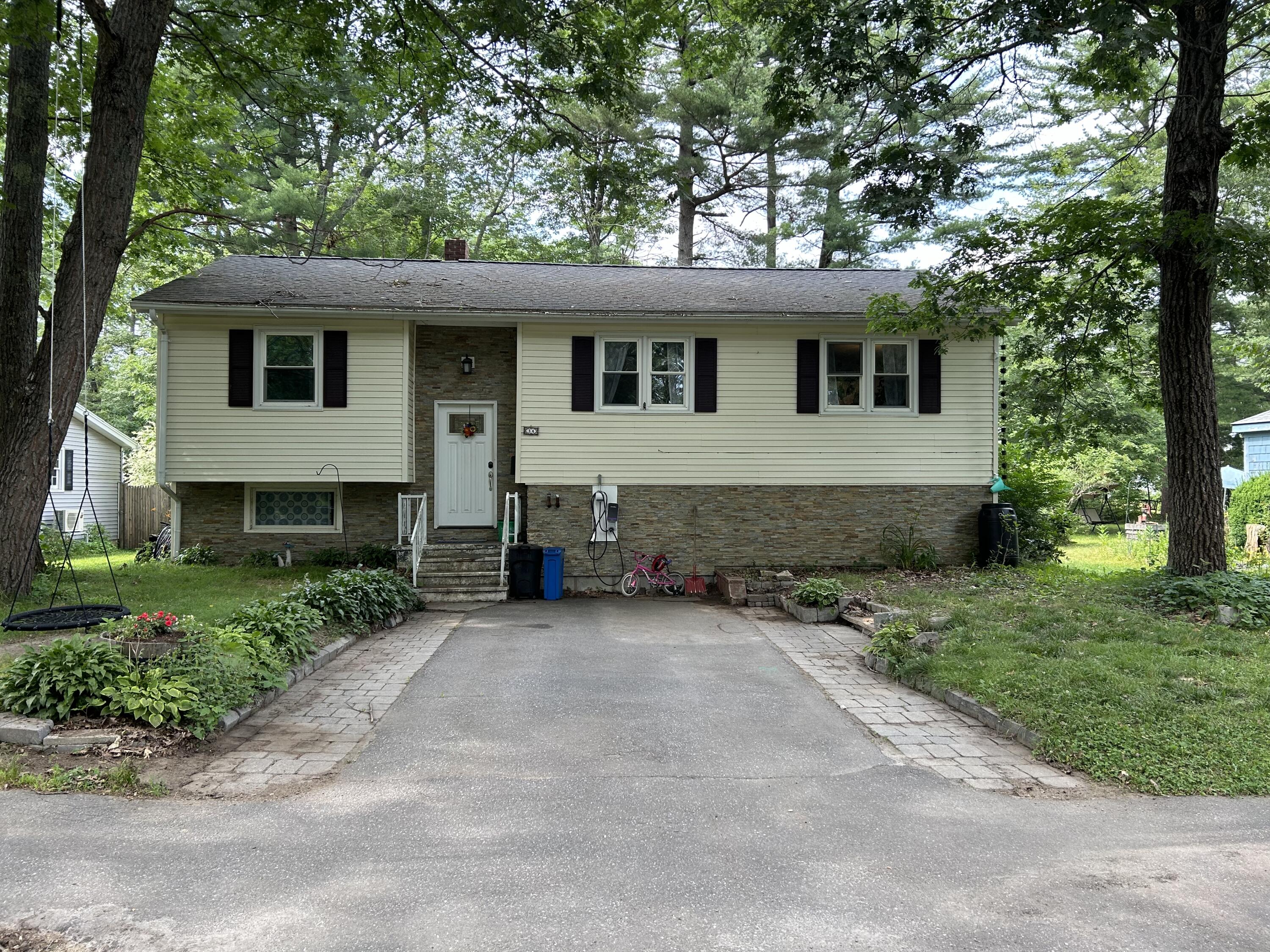 34 Columbia Avenue