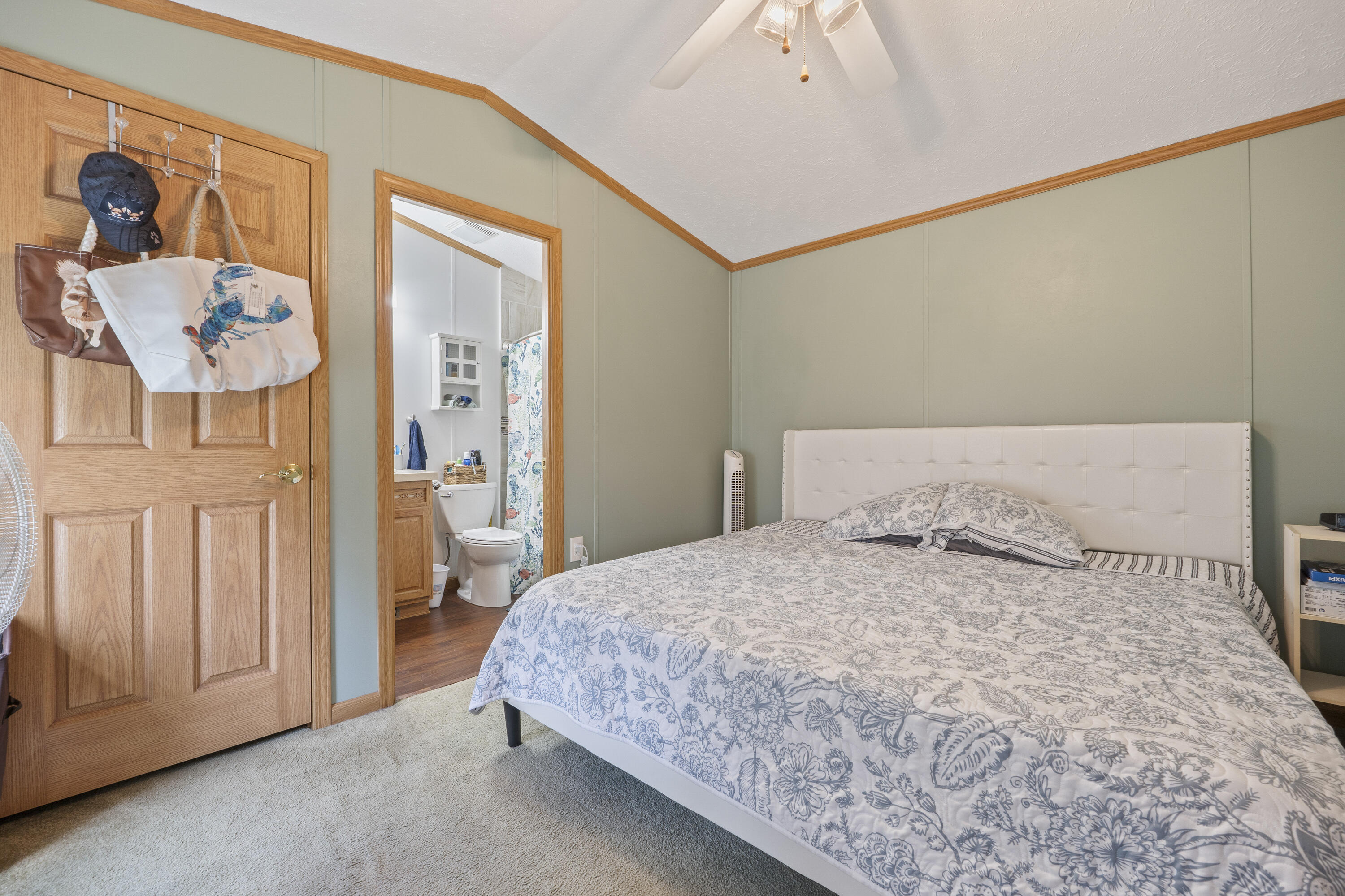 13 Mountain View Circle