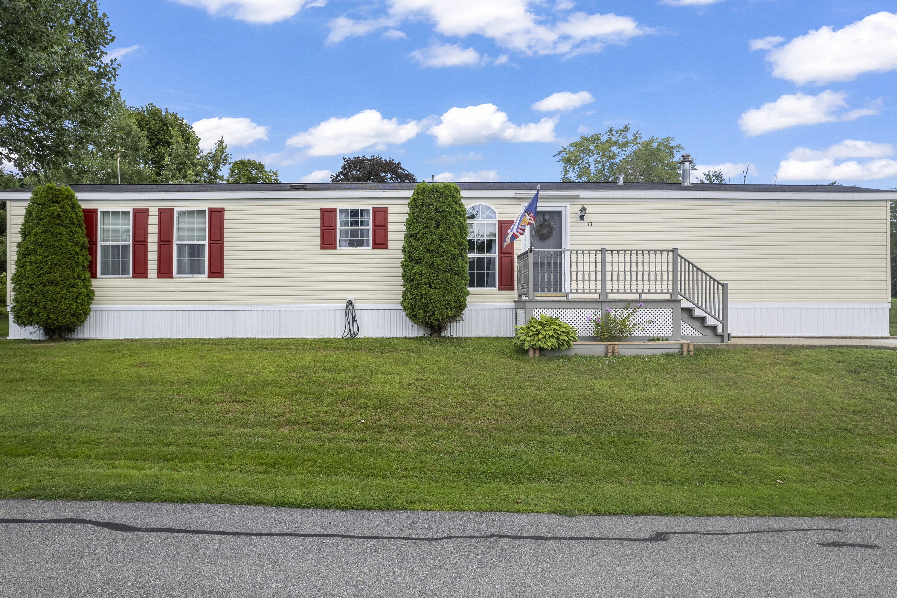 13 Mountain View Circle