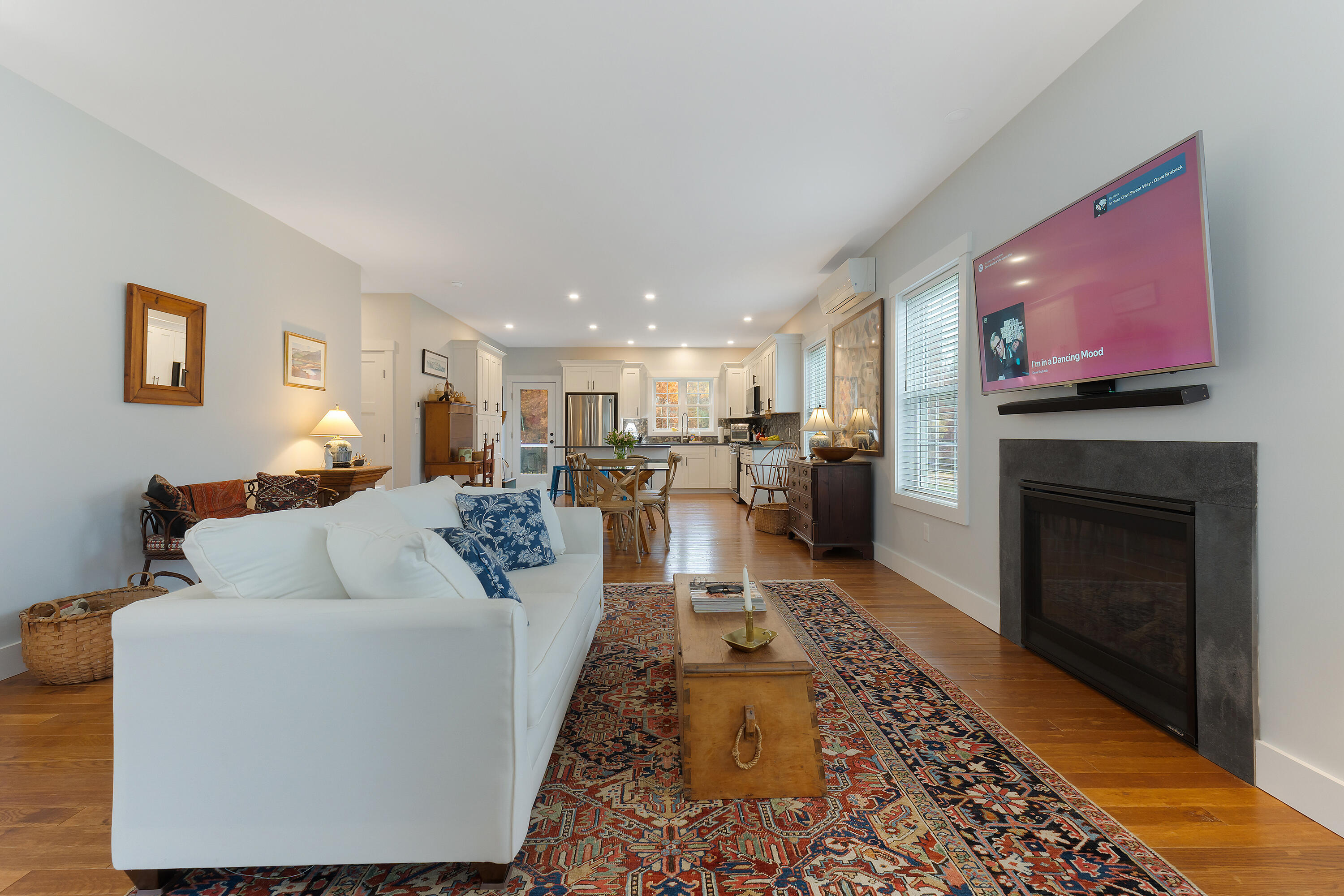 11 Beacon Drive