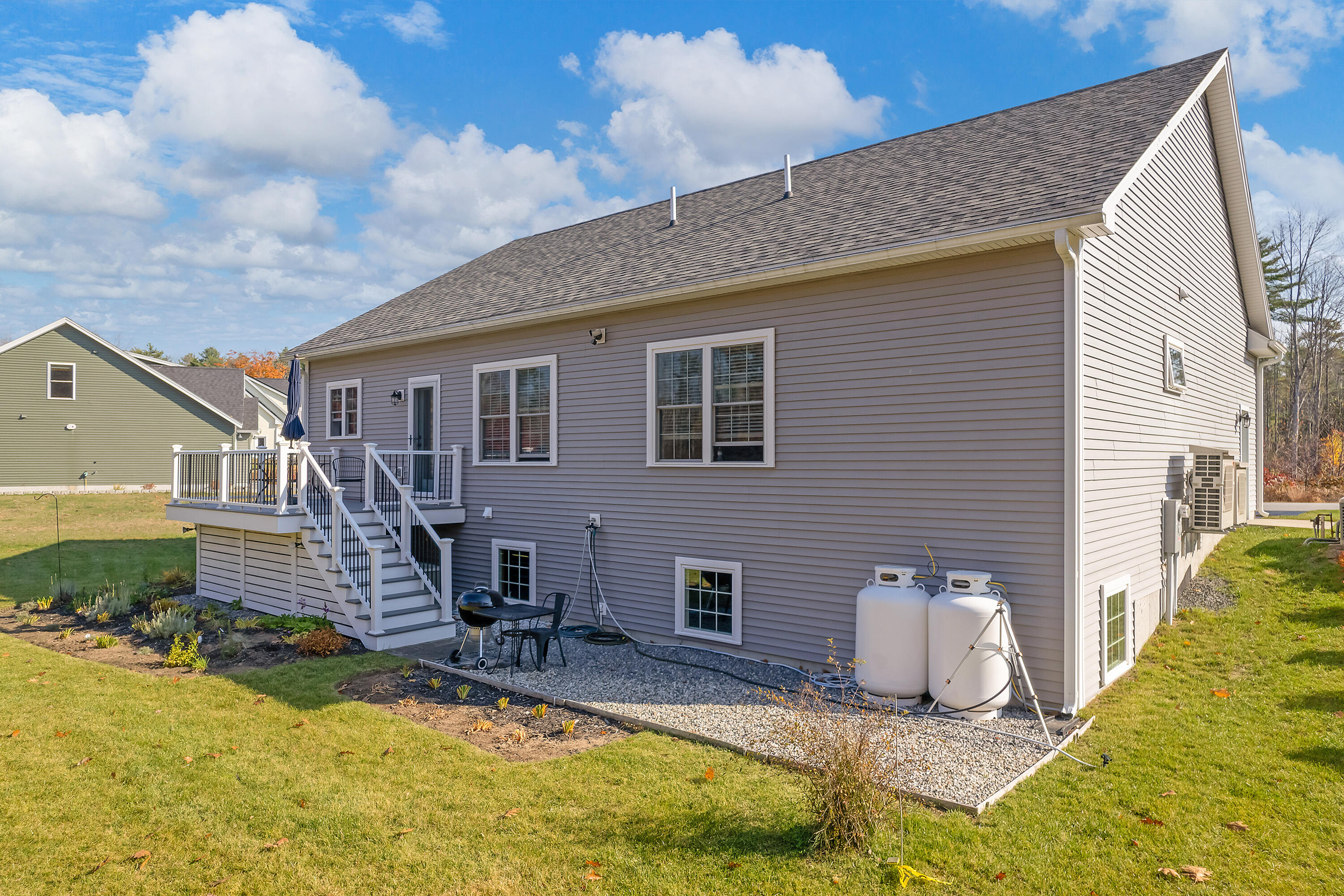 11 Beacon Drive