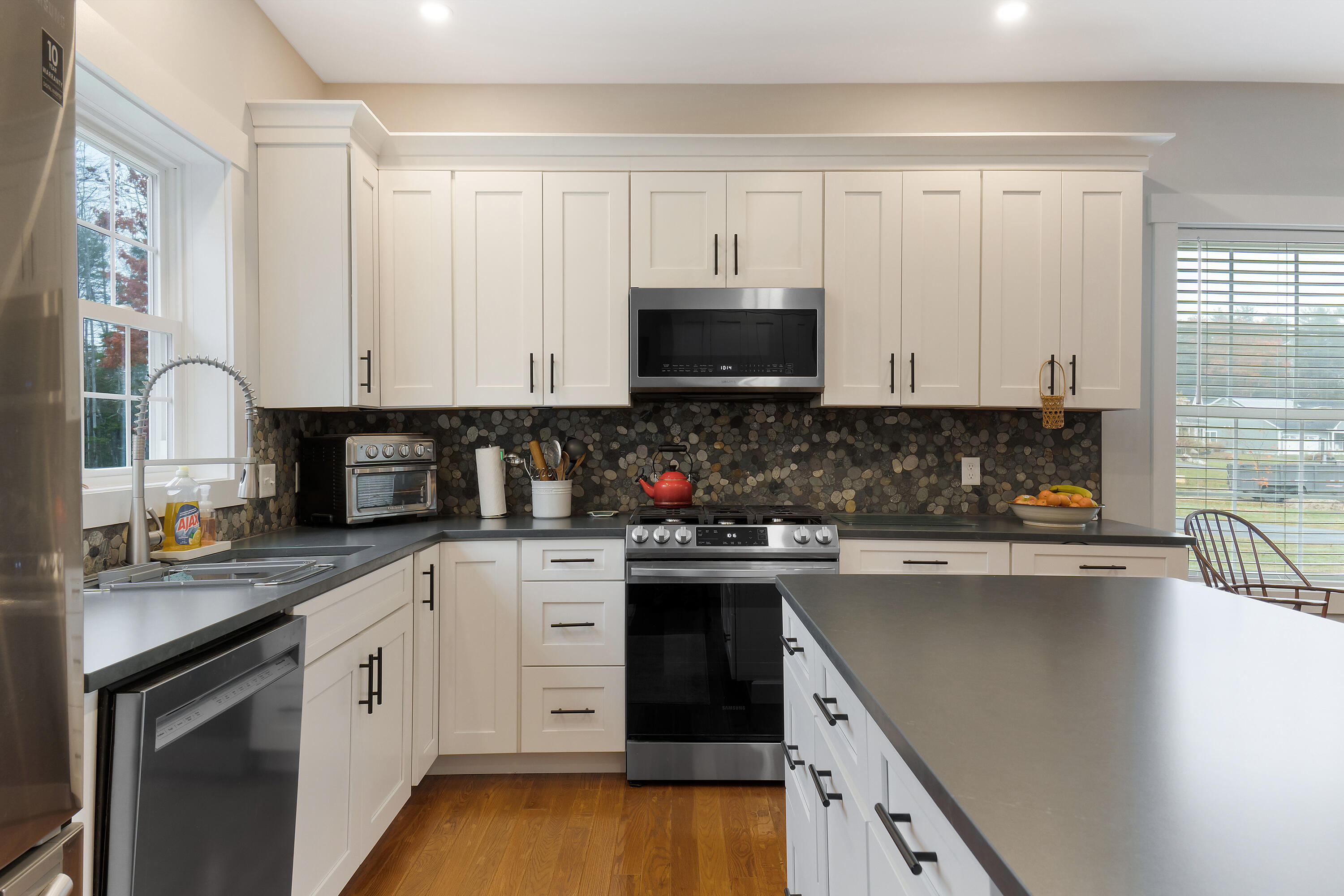 11 Beacon Drive