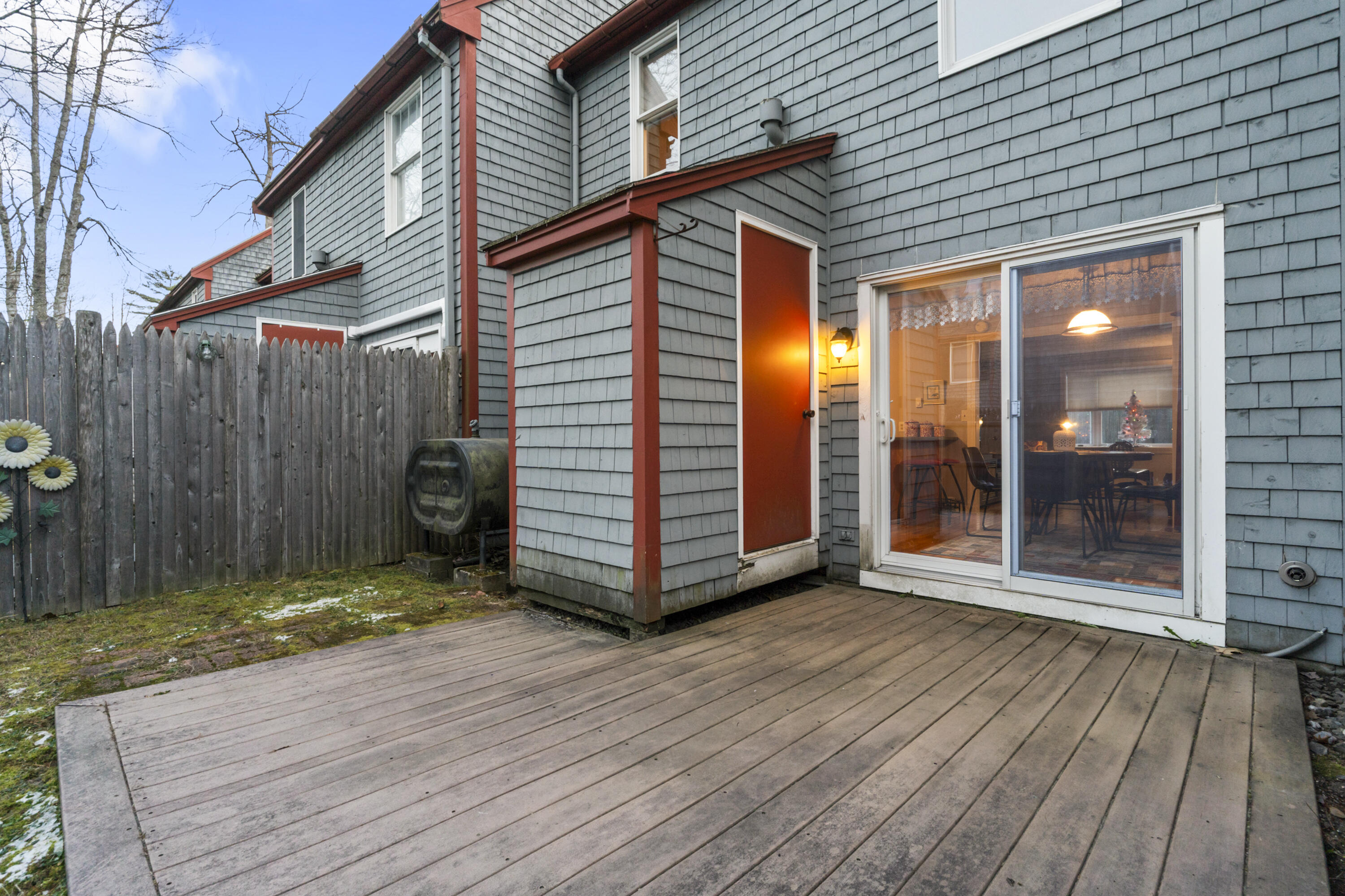 43 Munroe Lane, 43