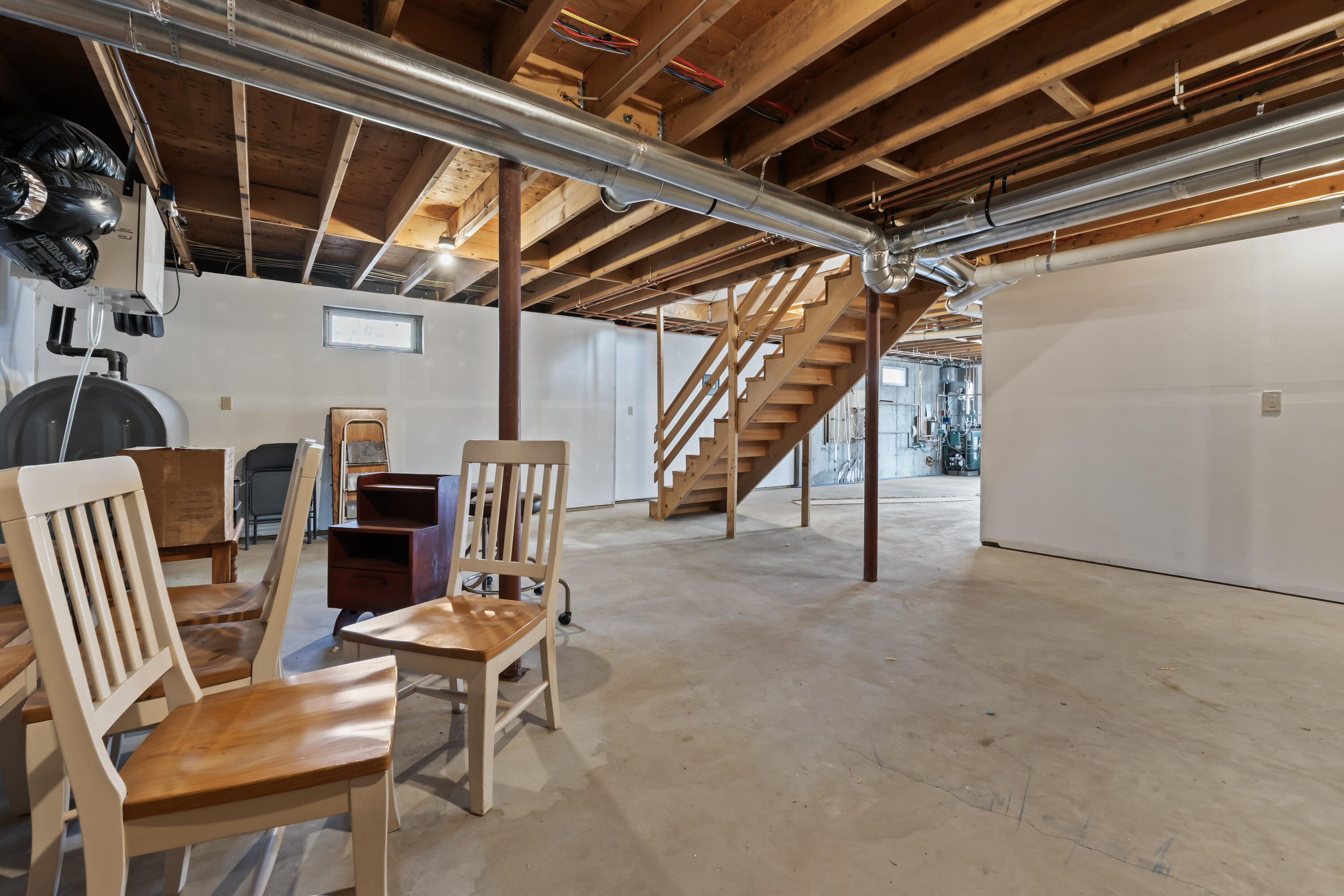 369 River Road