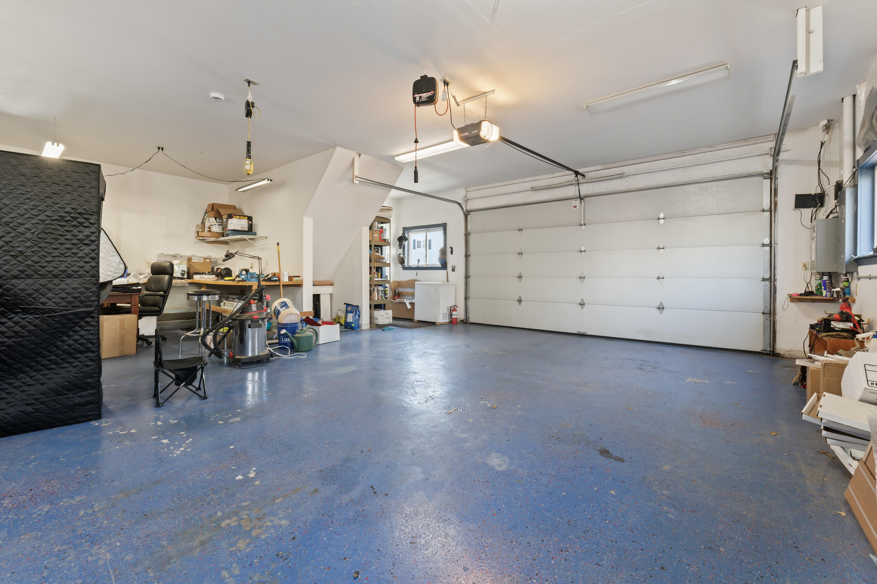 369 River Road