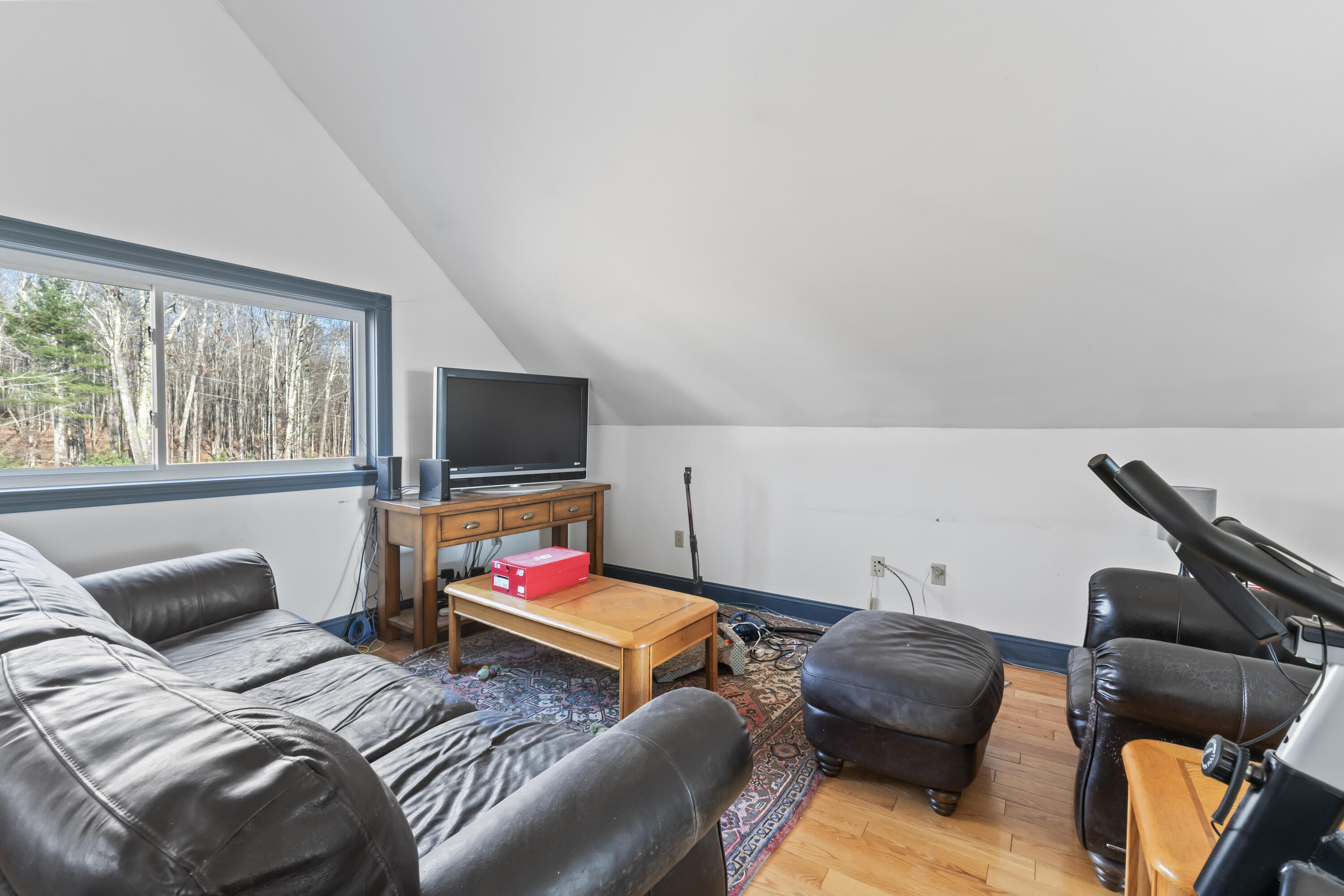 369 River Road
