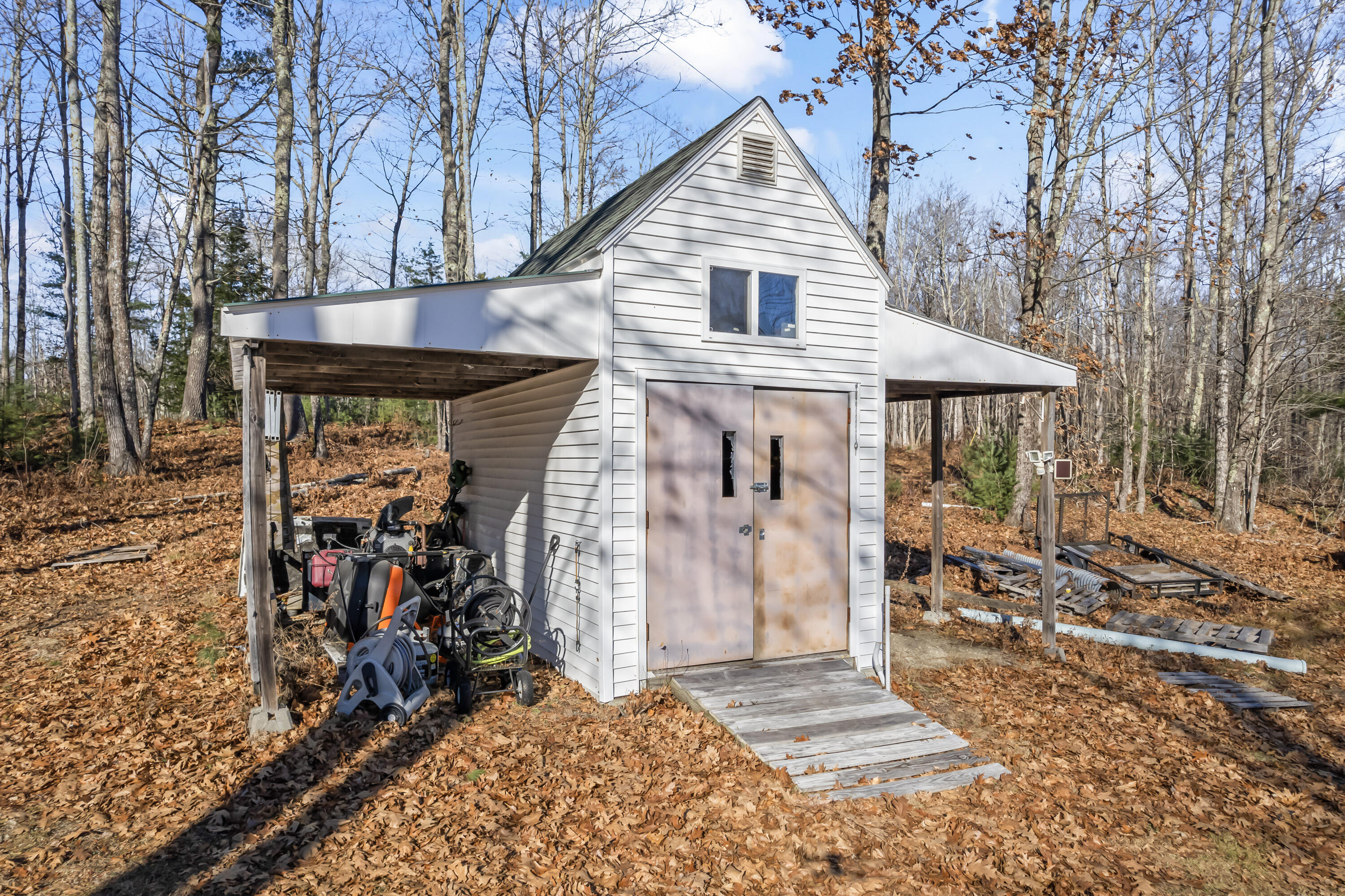 369 River Road