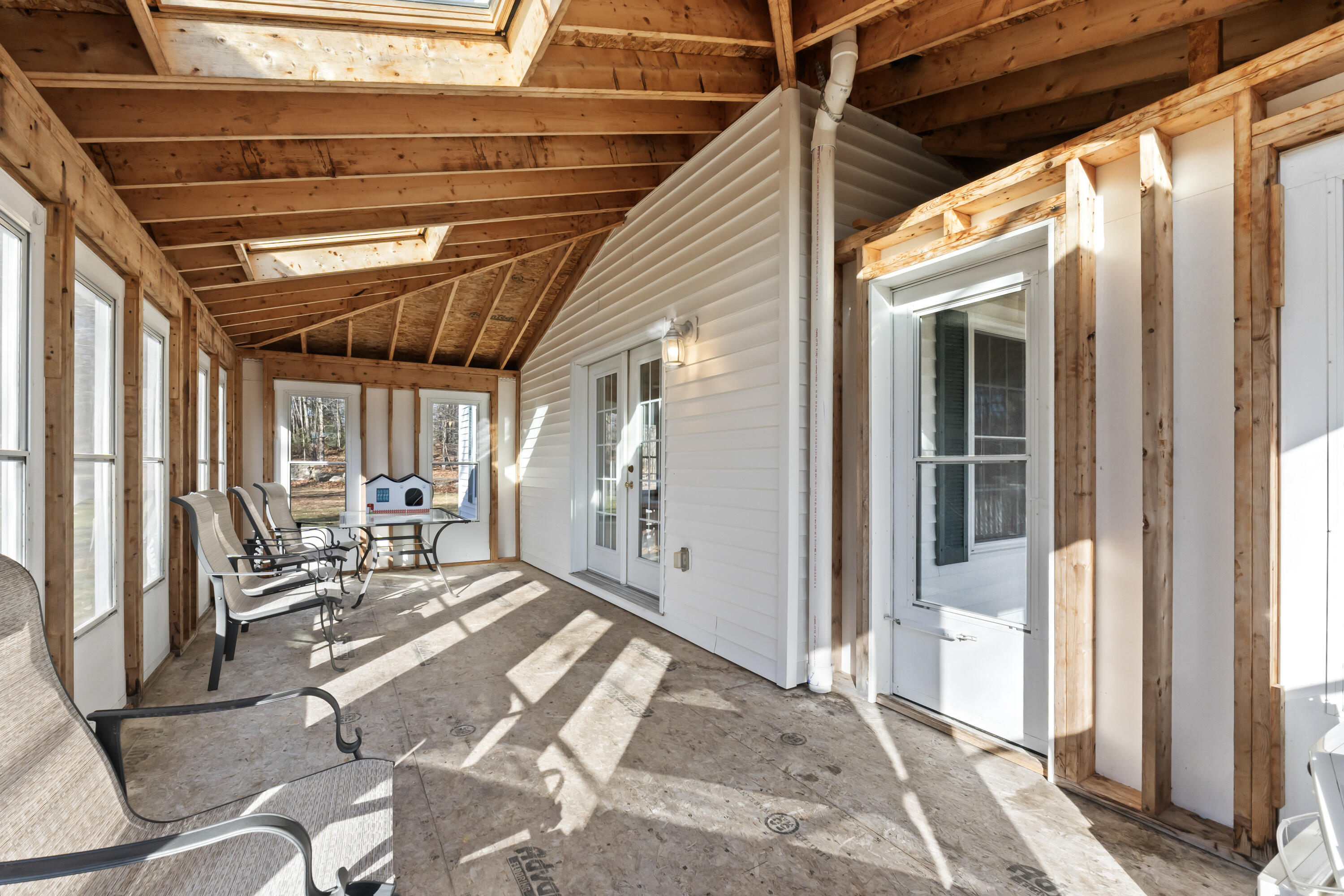 369 River Road