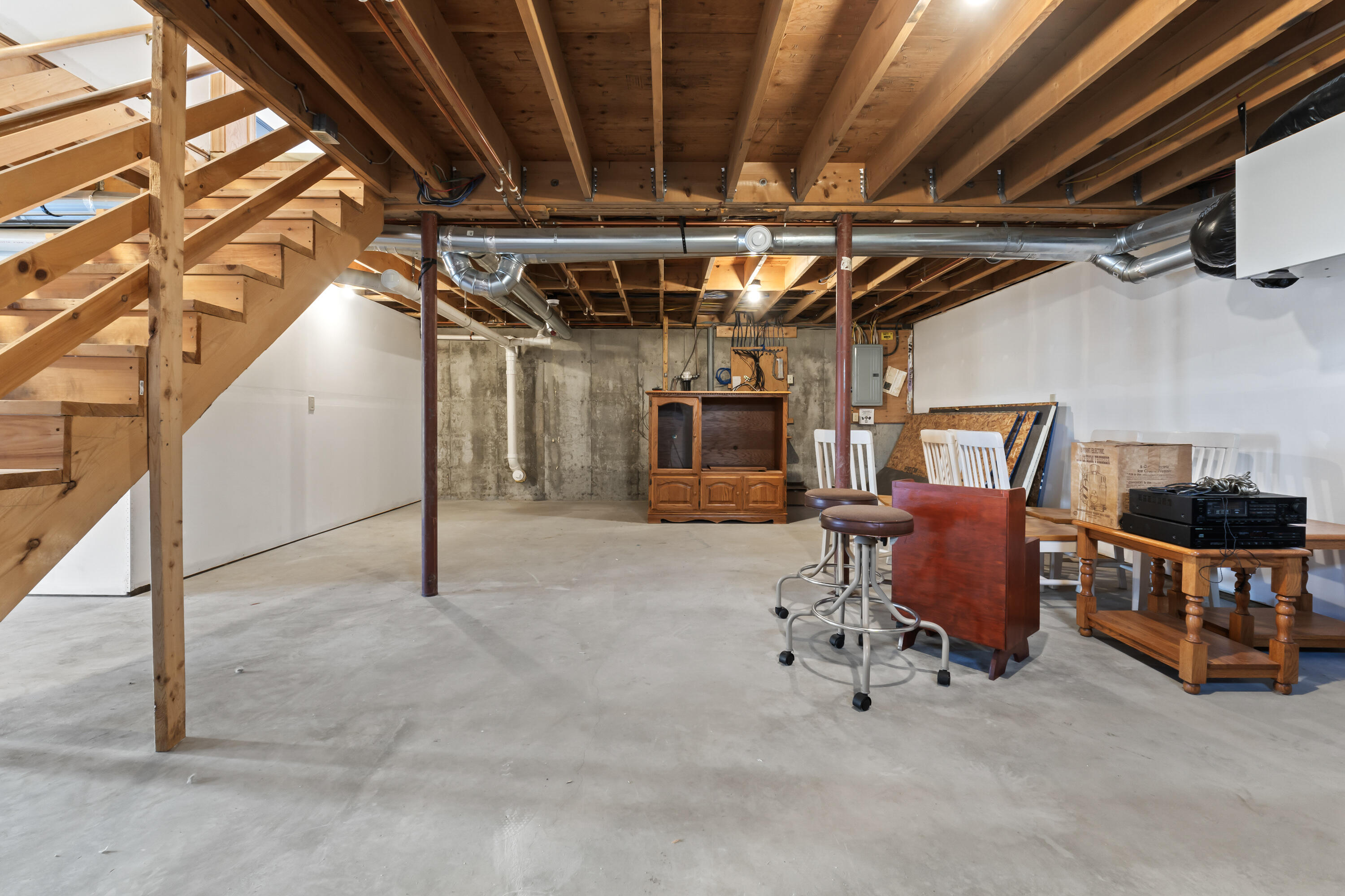 369 River Road