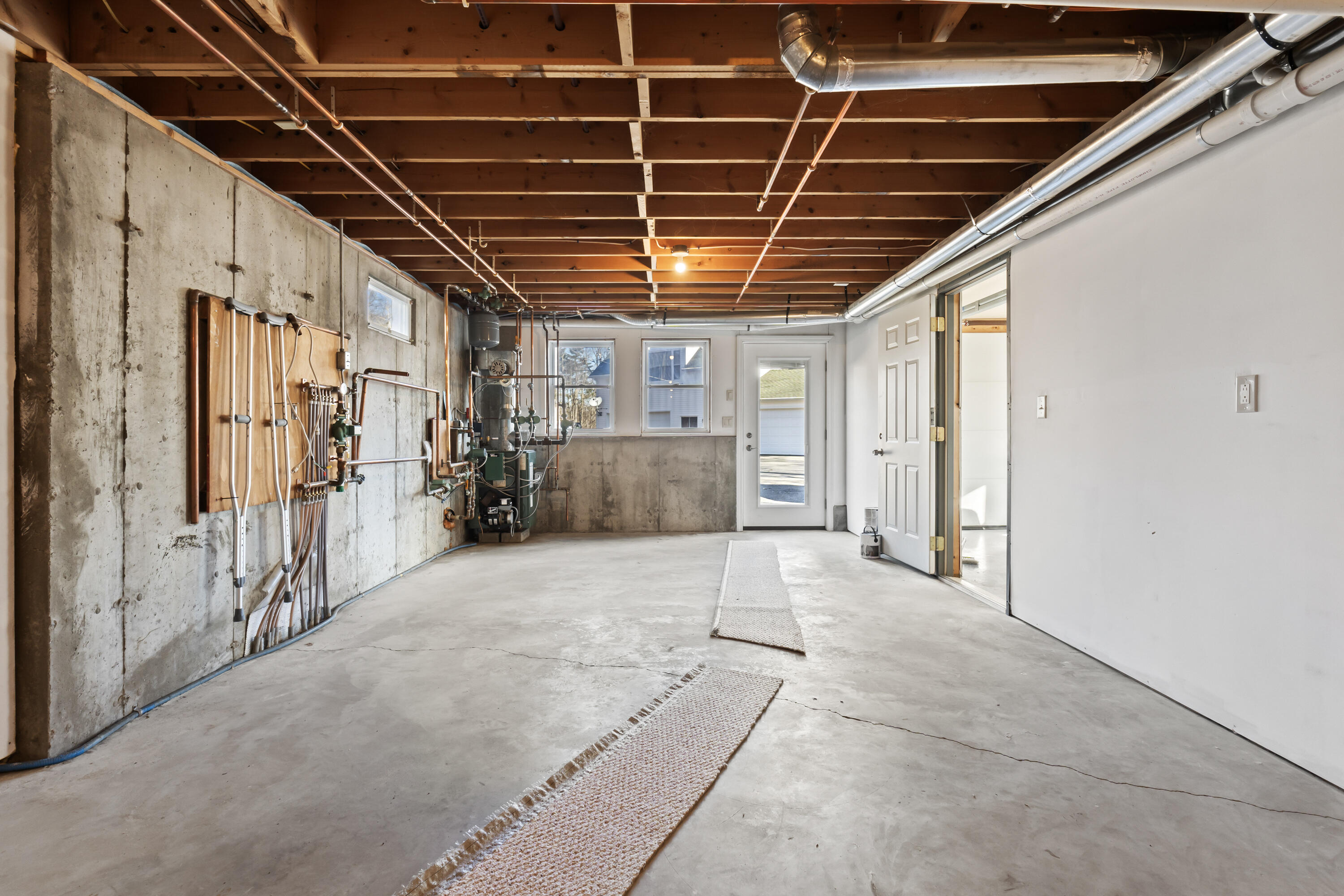 369 River Road