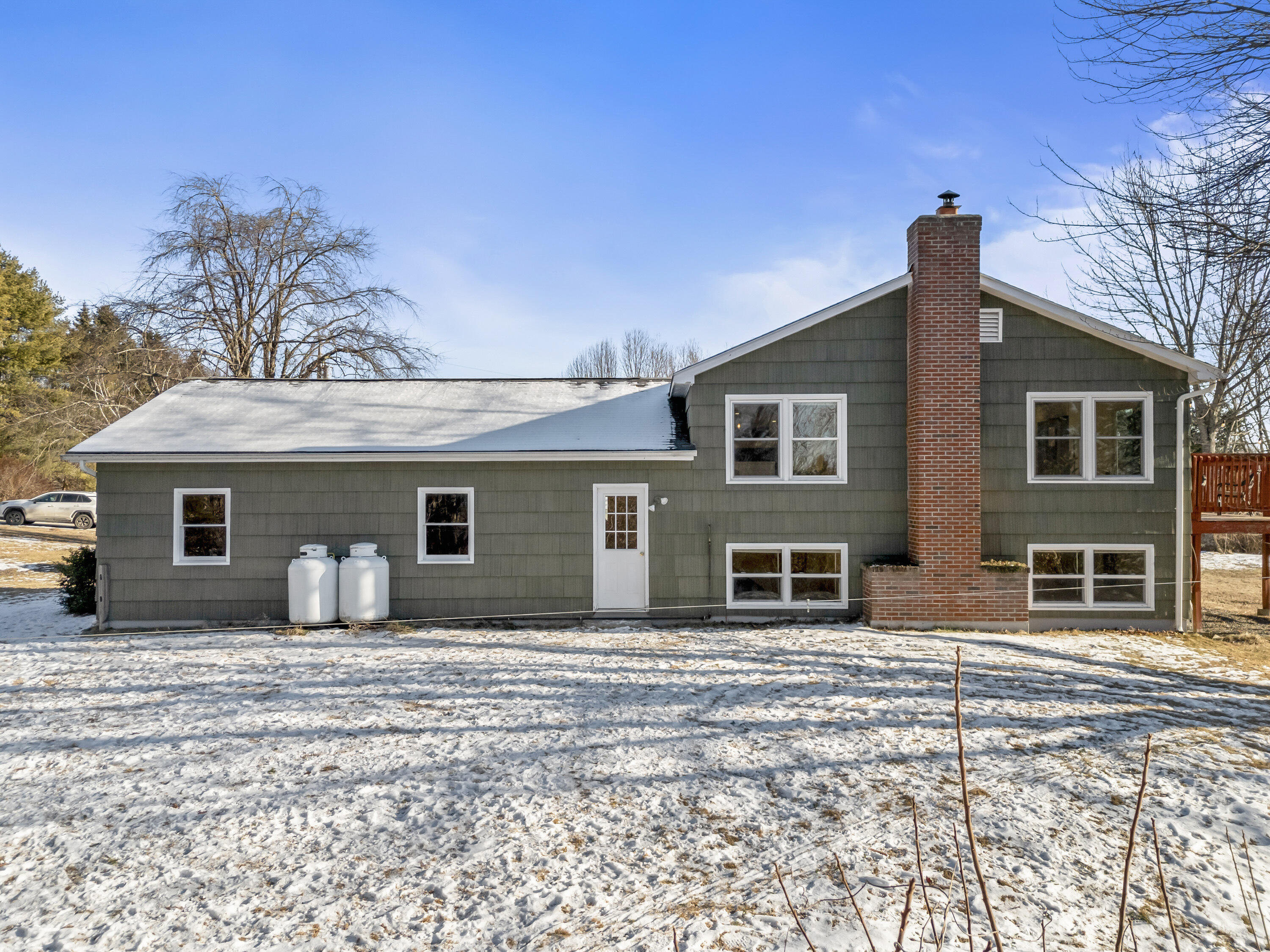 6 Apple Lane