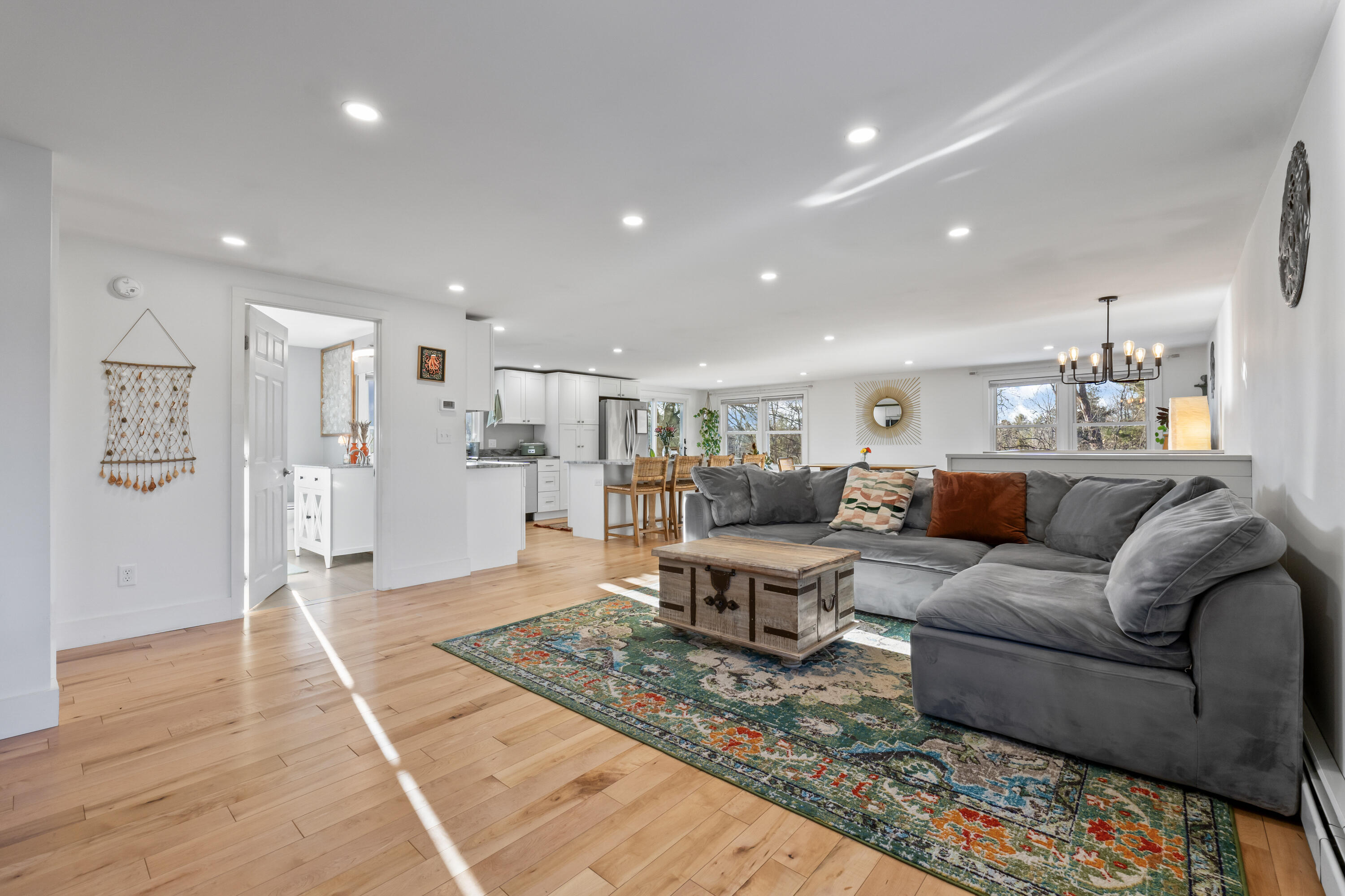 6 Apple Lane