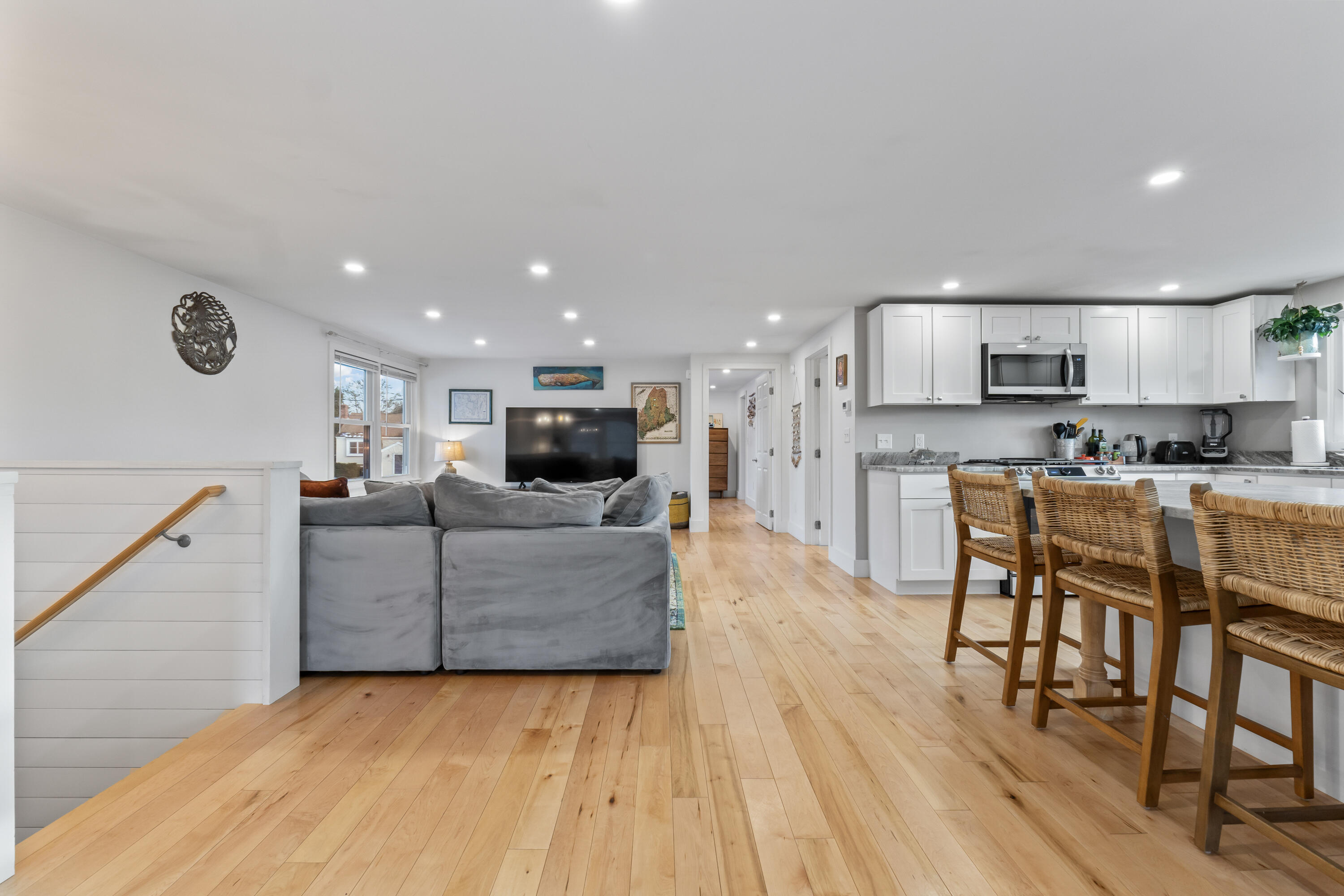 6 Apple Lane