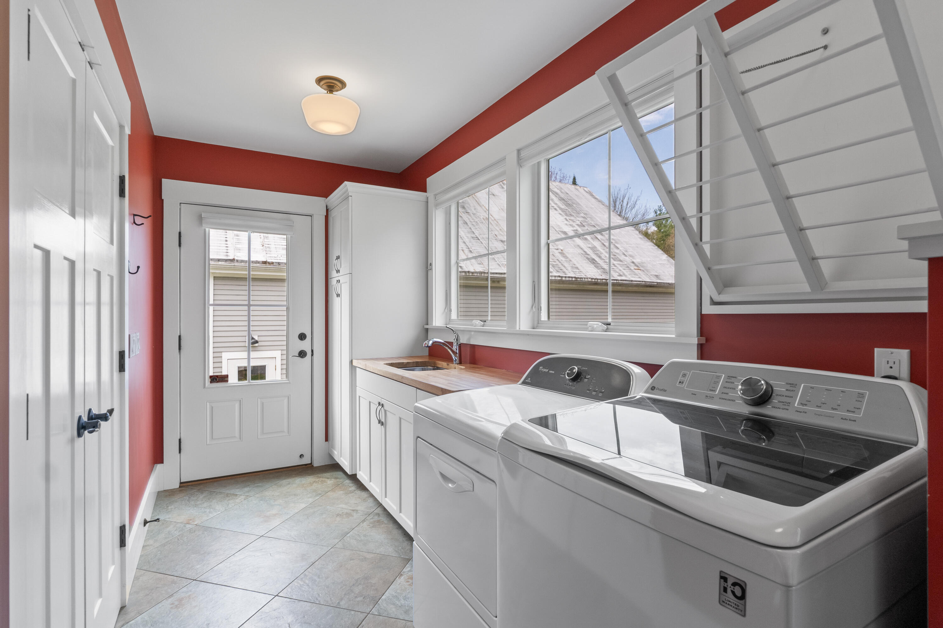 246 Coombs Road