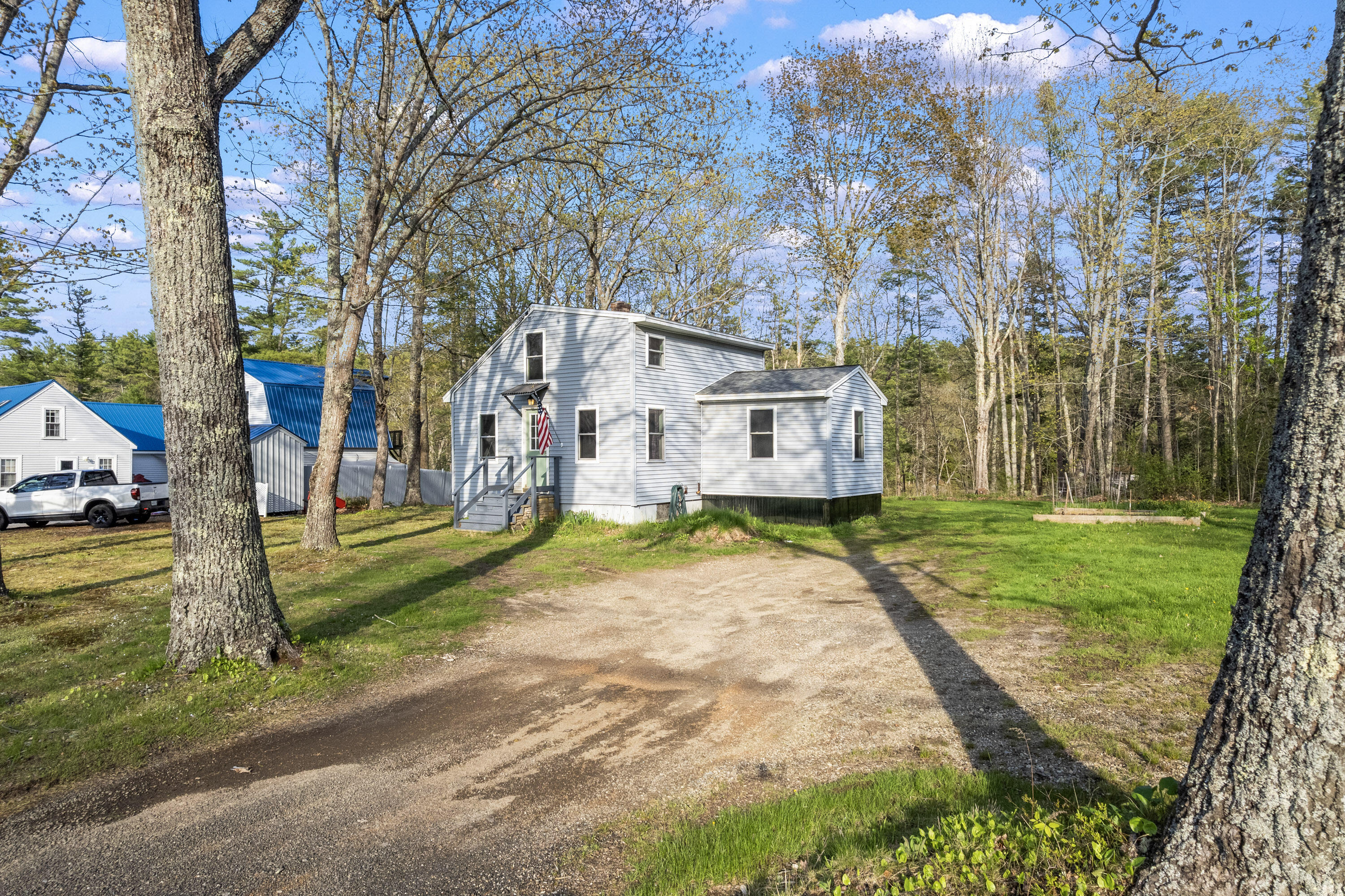 441 Middle Road