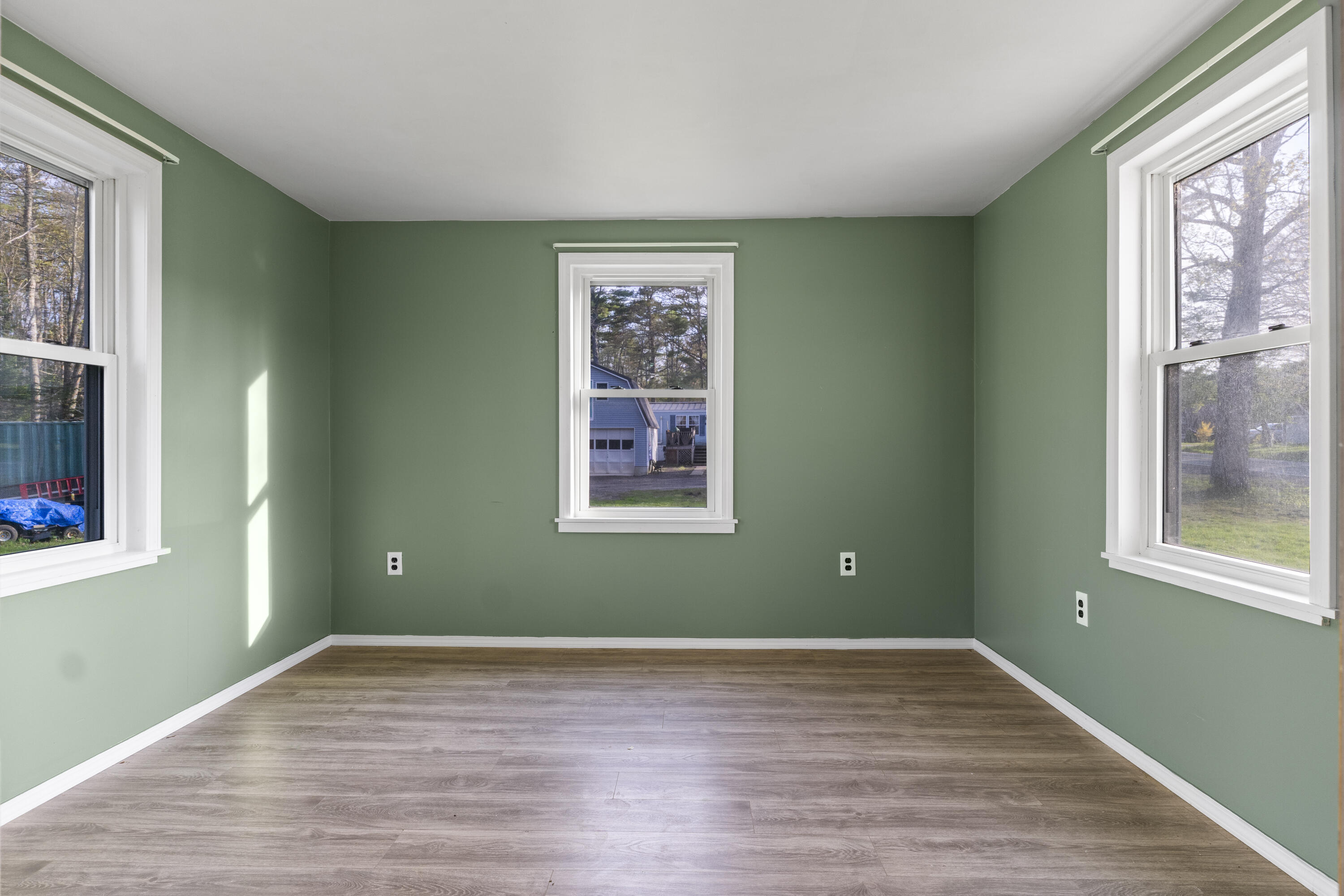 441 Middle Road