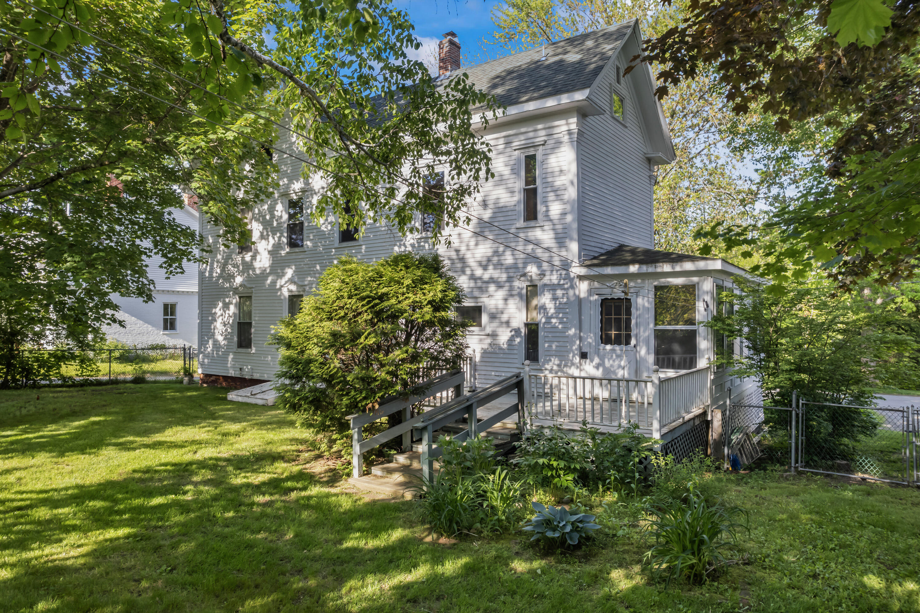 11 Center Street