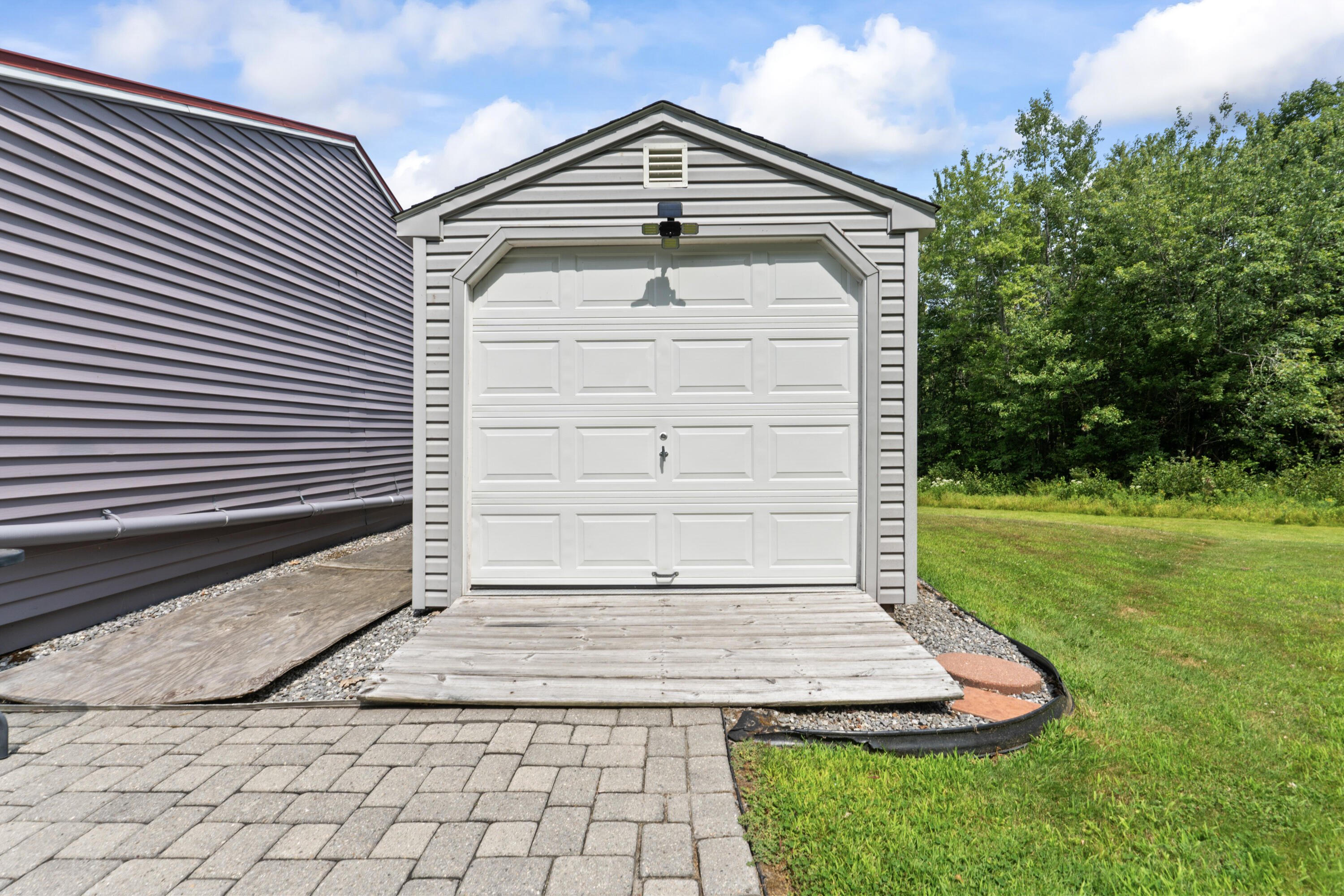 1145 Brunswick Road
