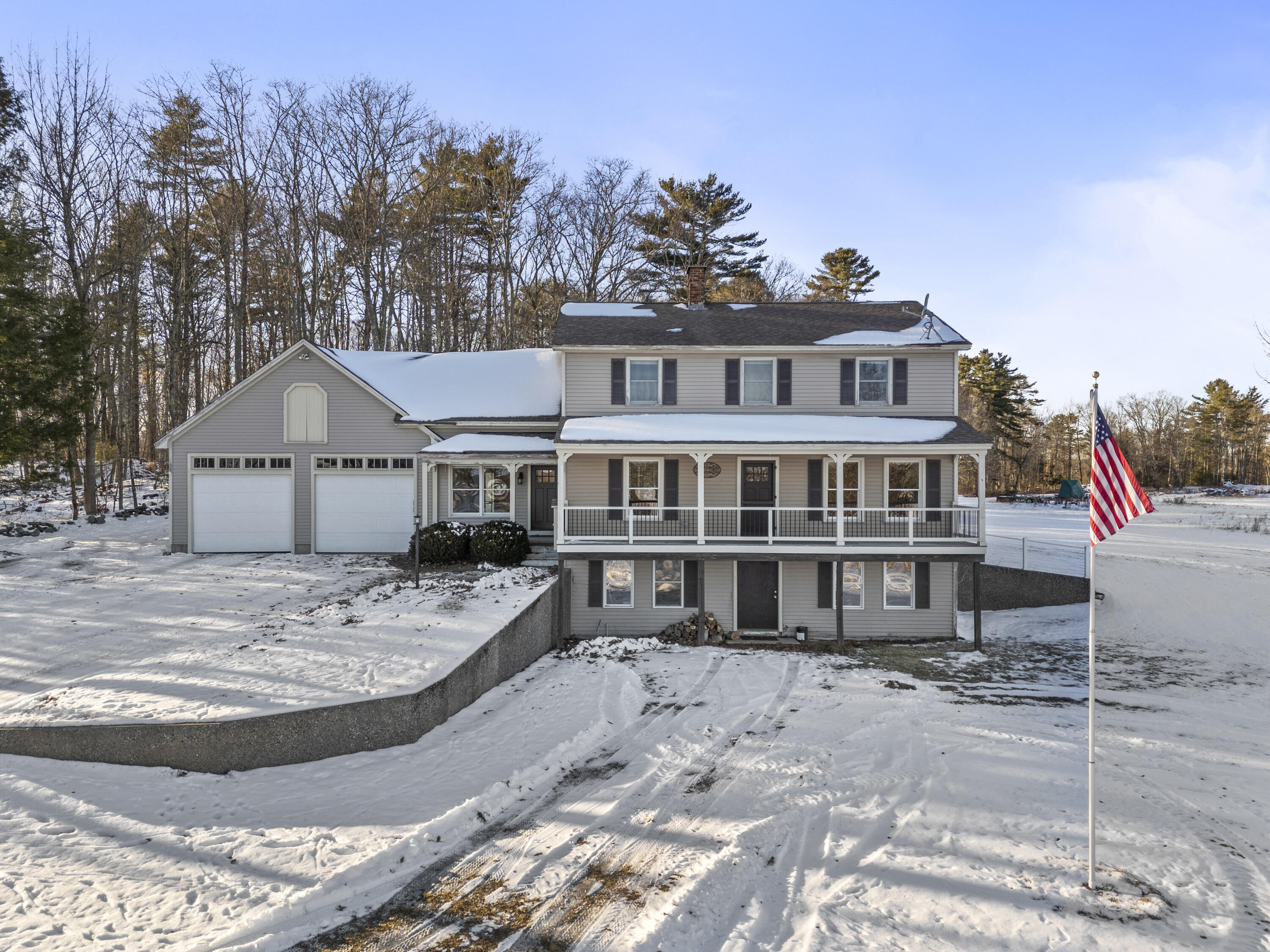 467 Bay Road