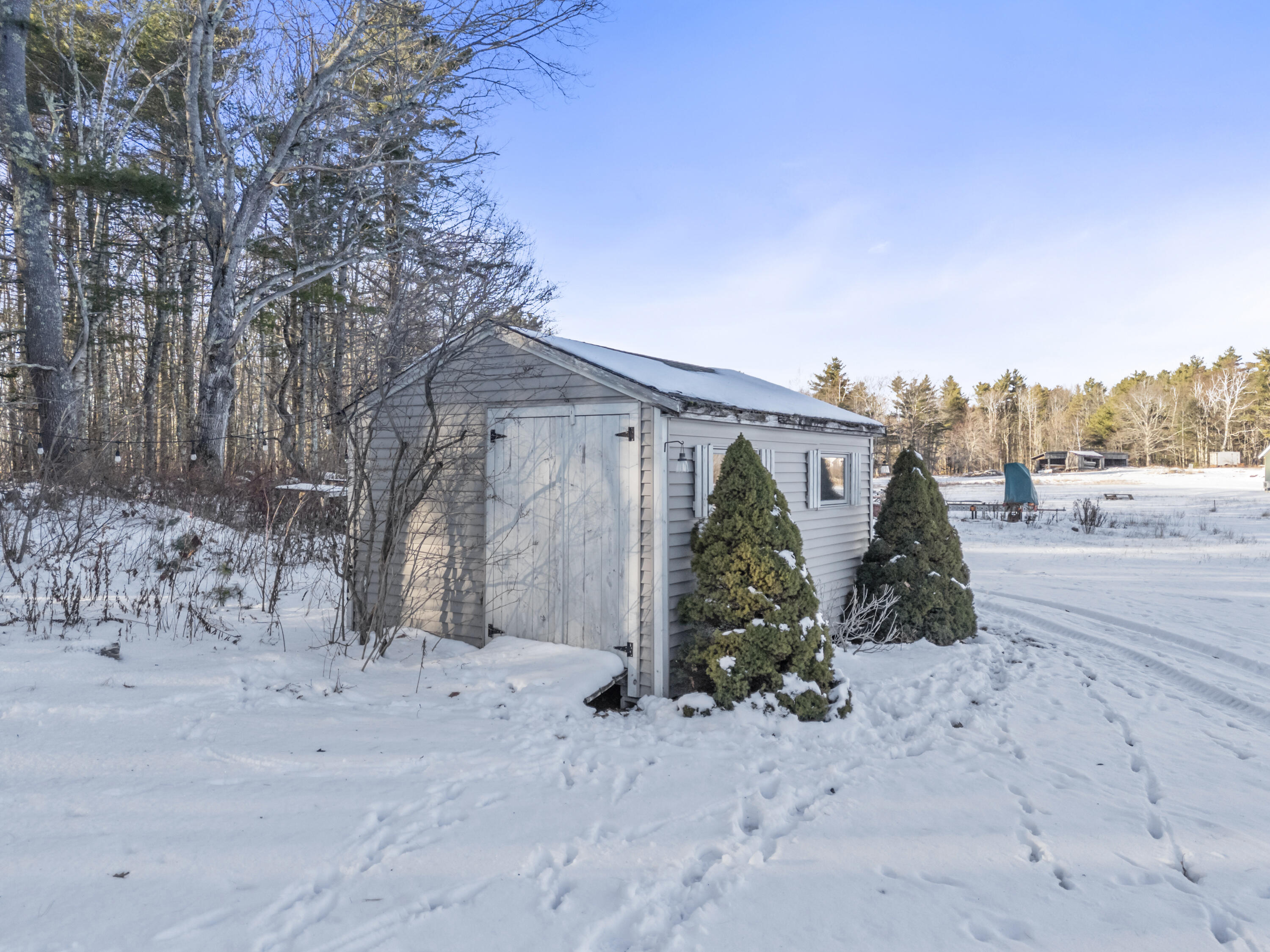 467 Bay Road
