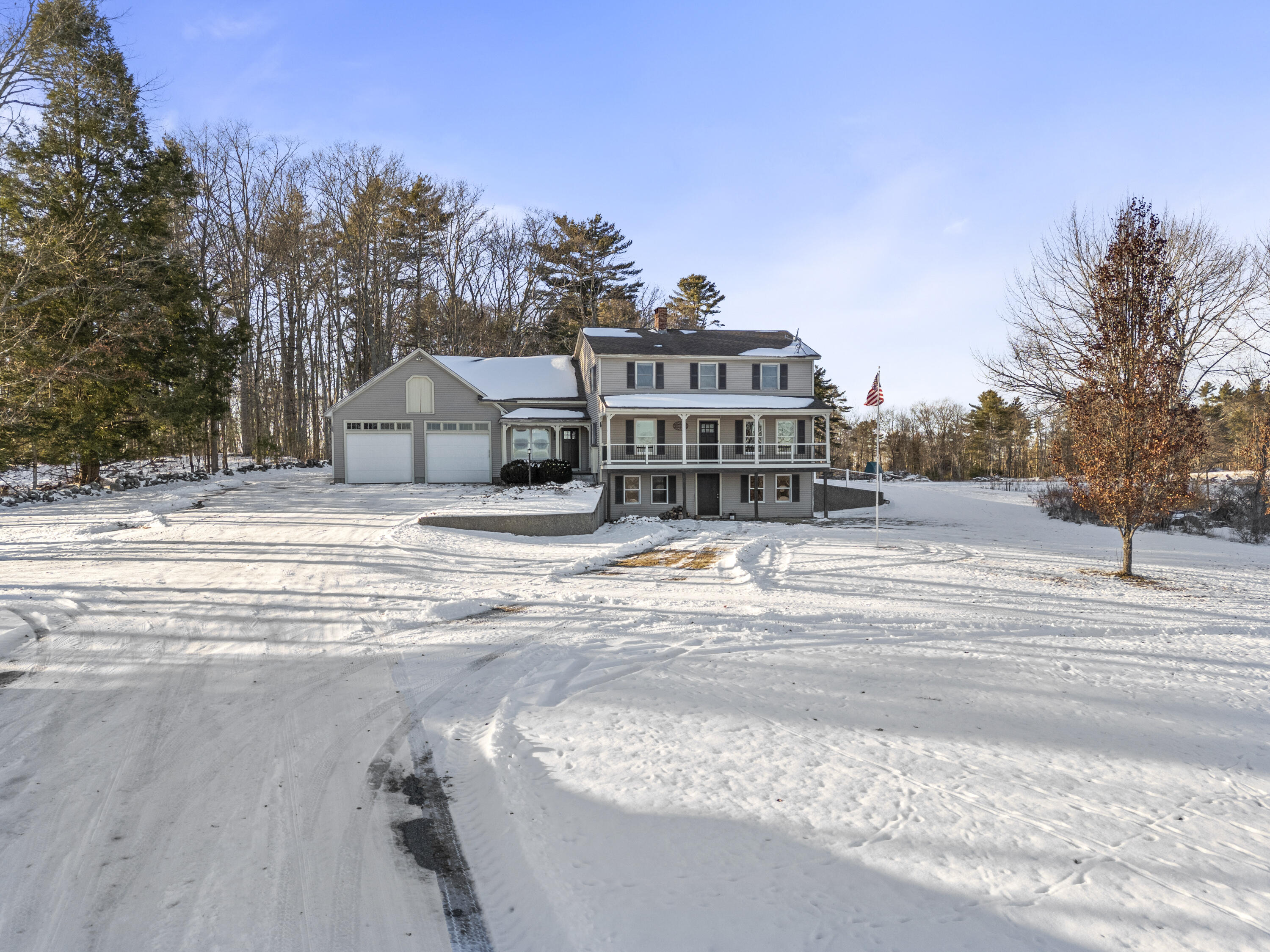 467 Bay Road