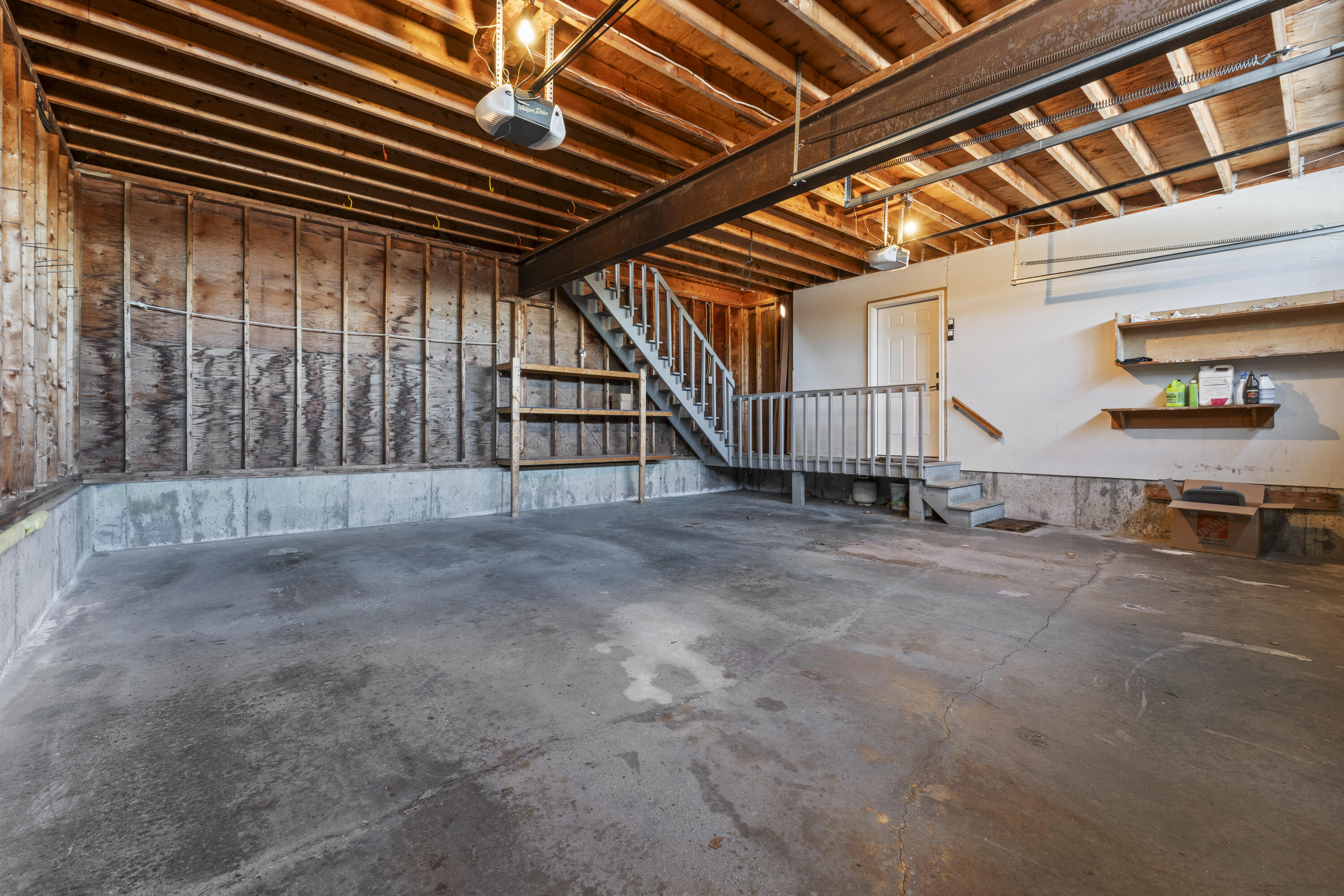 467 Bay Road