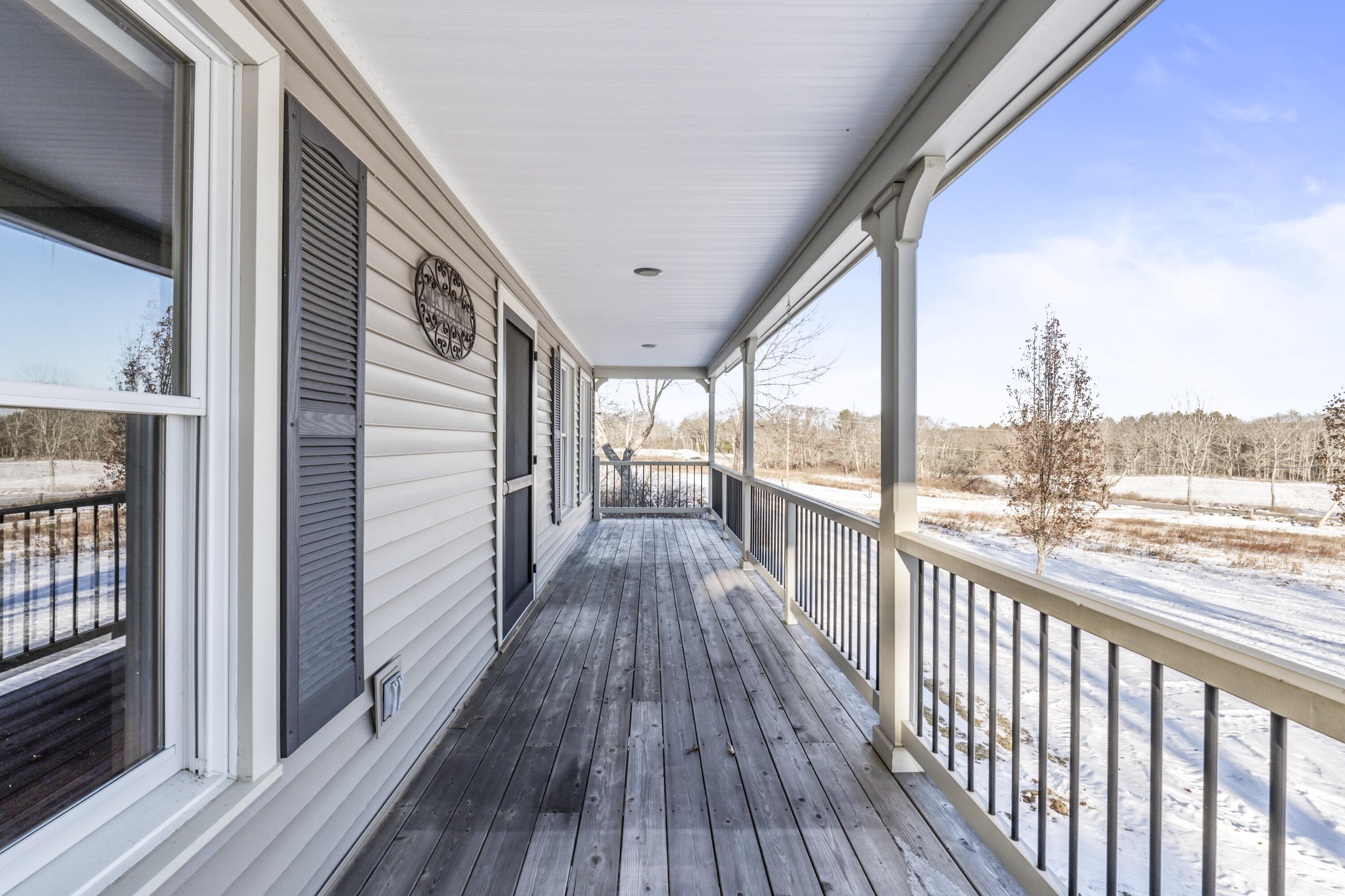 467 Bay Road