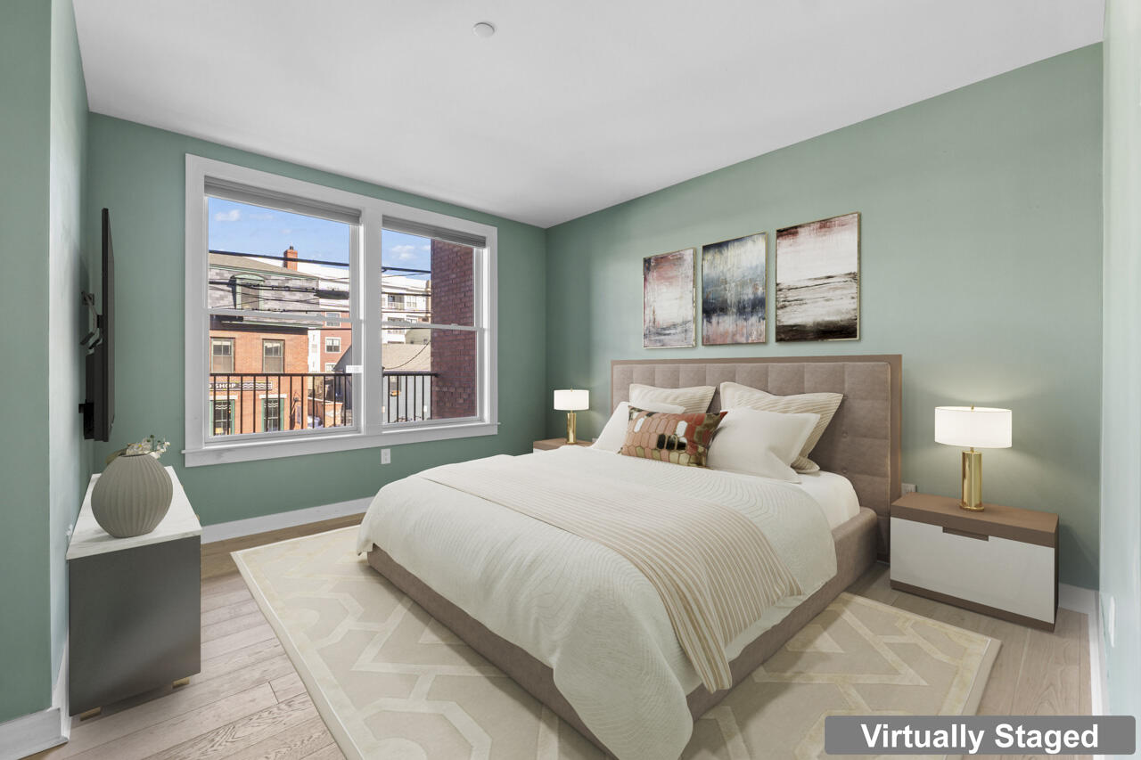 62 India Street 203