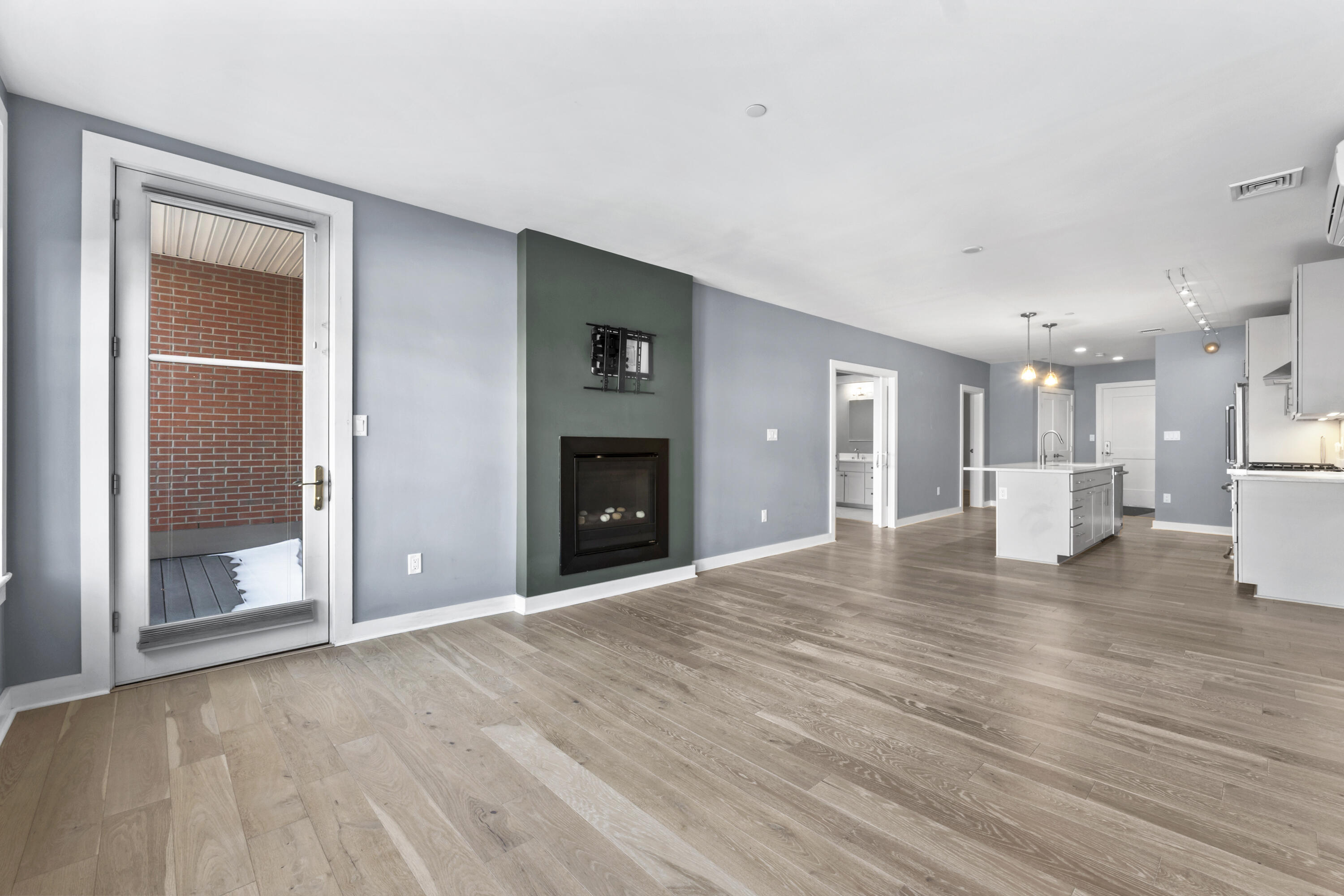 62 India Street 203