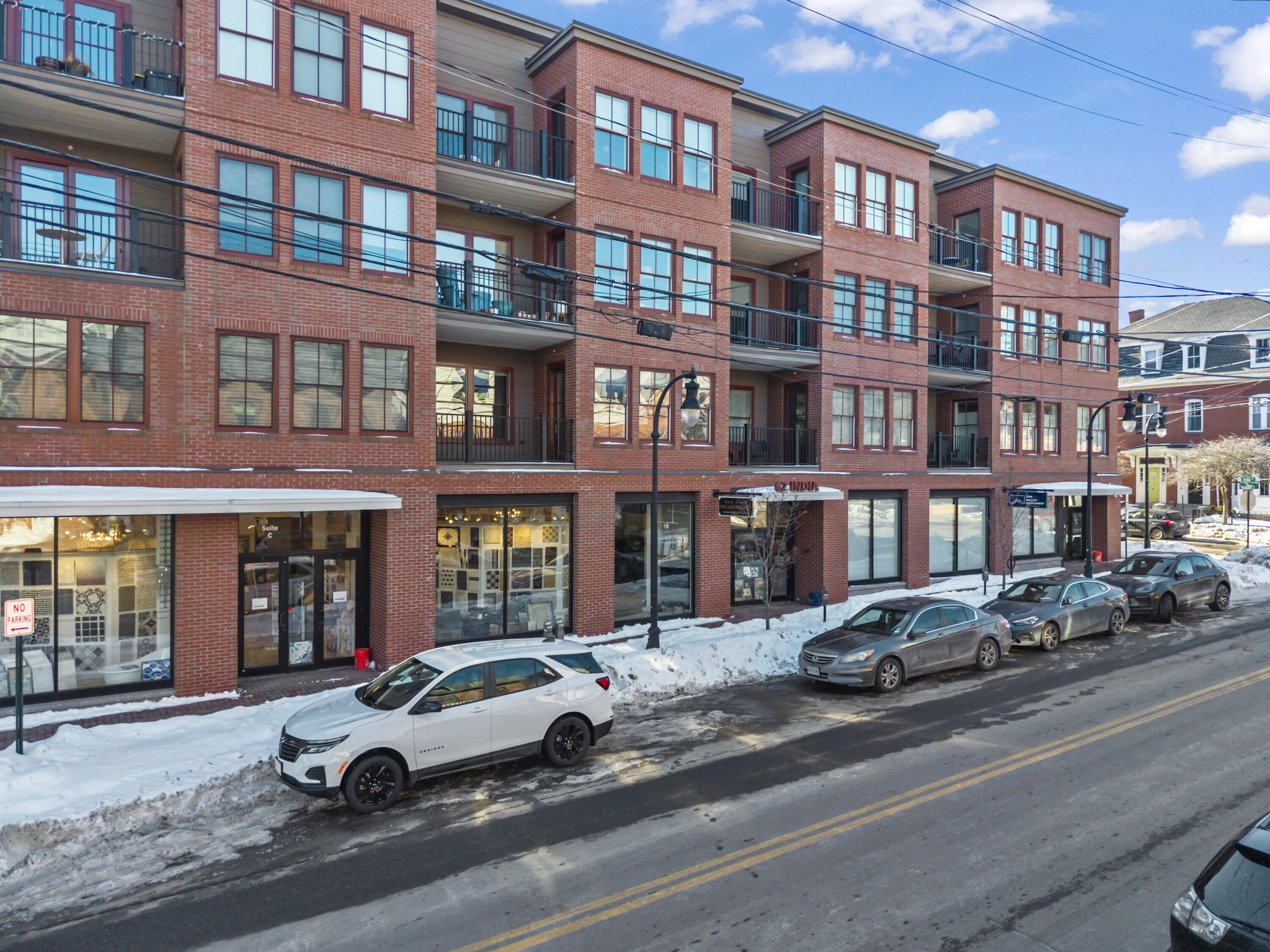 62 India Street 203