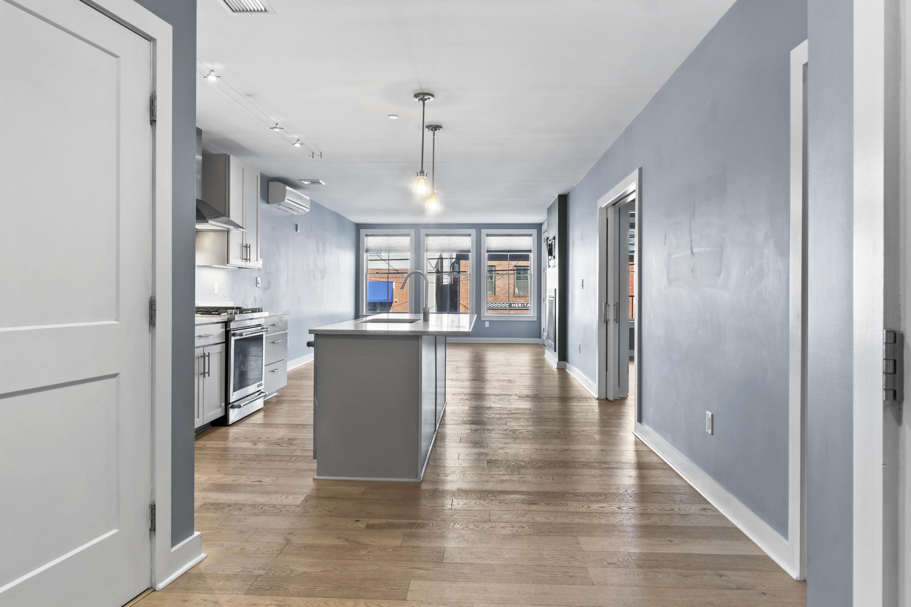 62 India Street 203