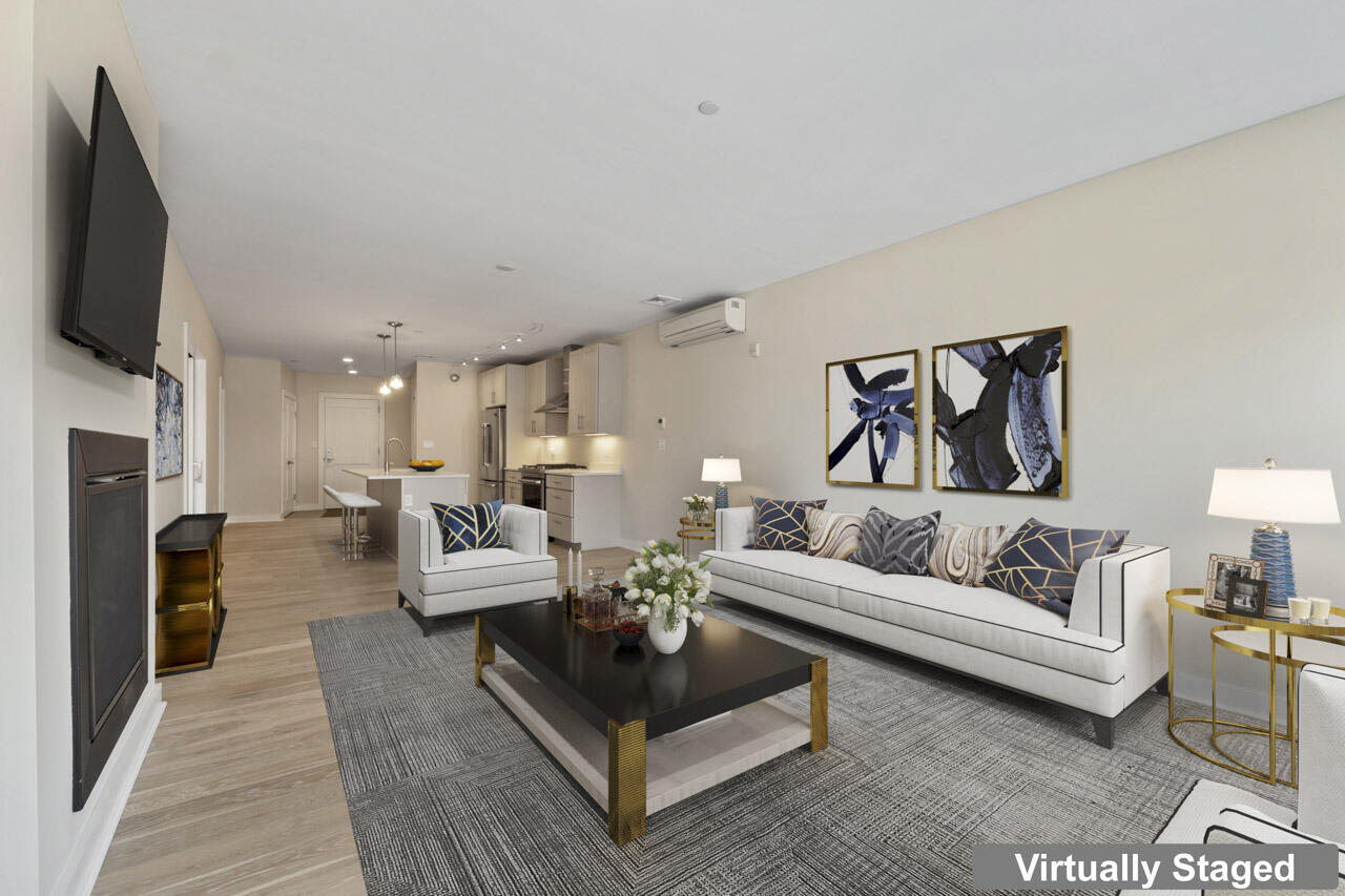62 India Street 203
