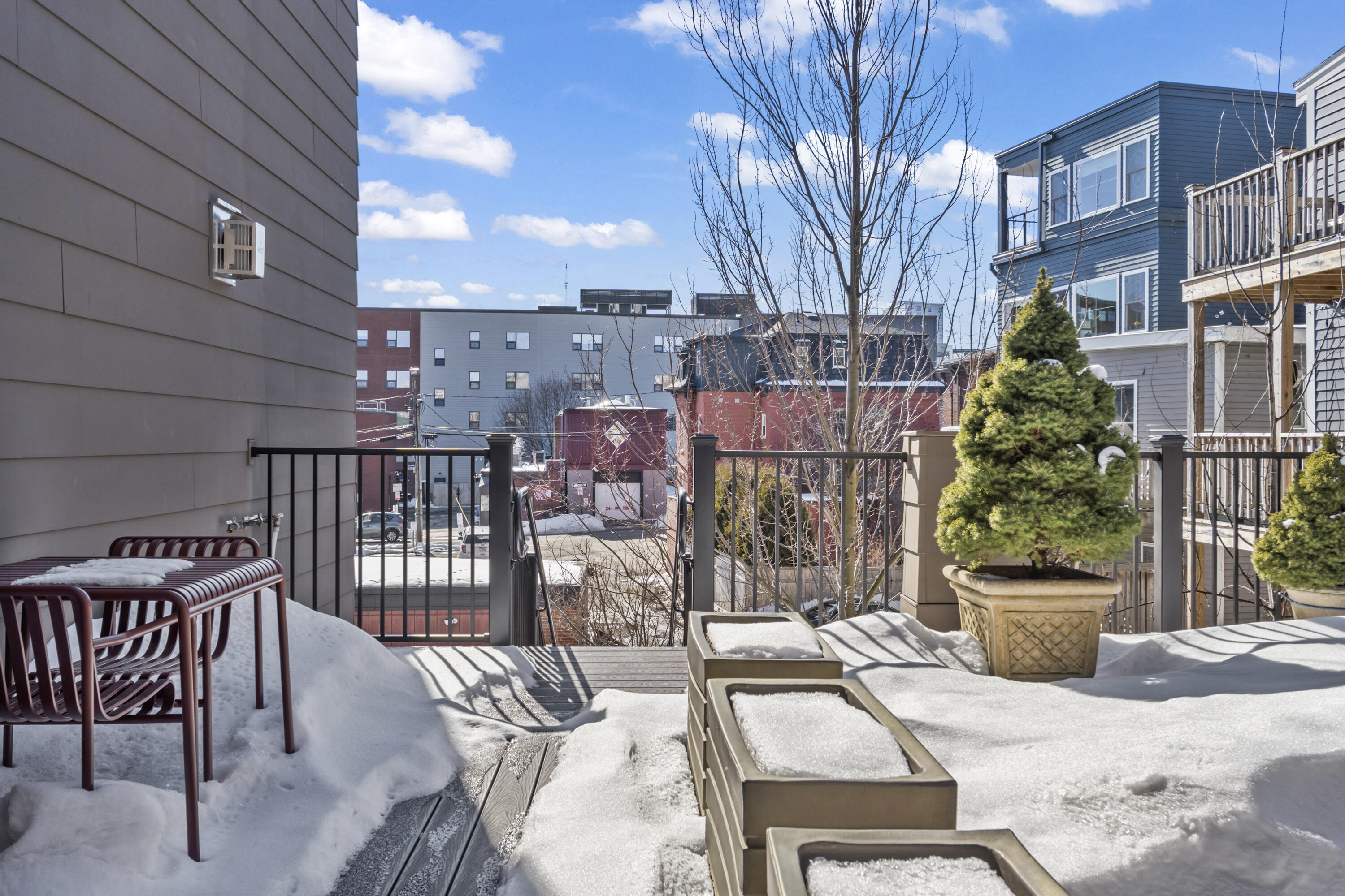 62 India Street 203
